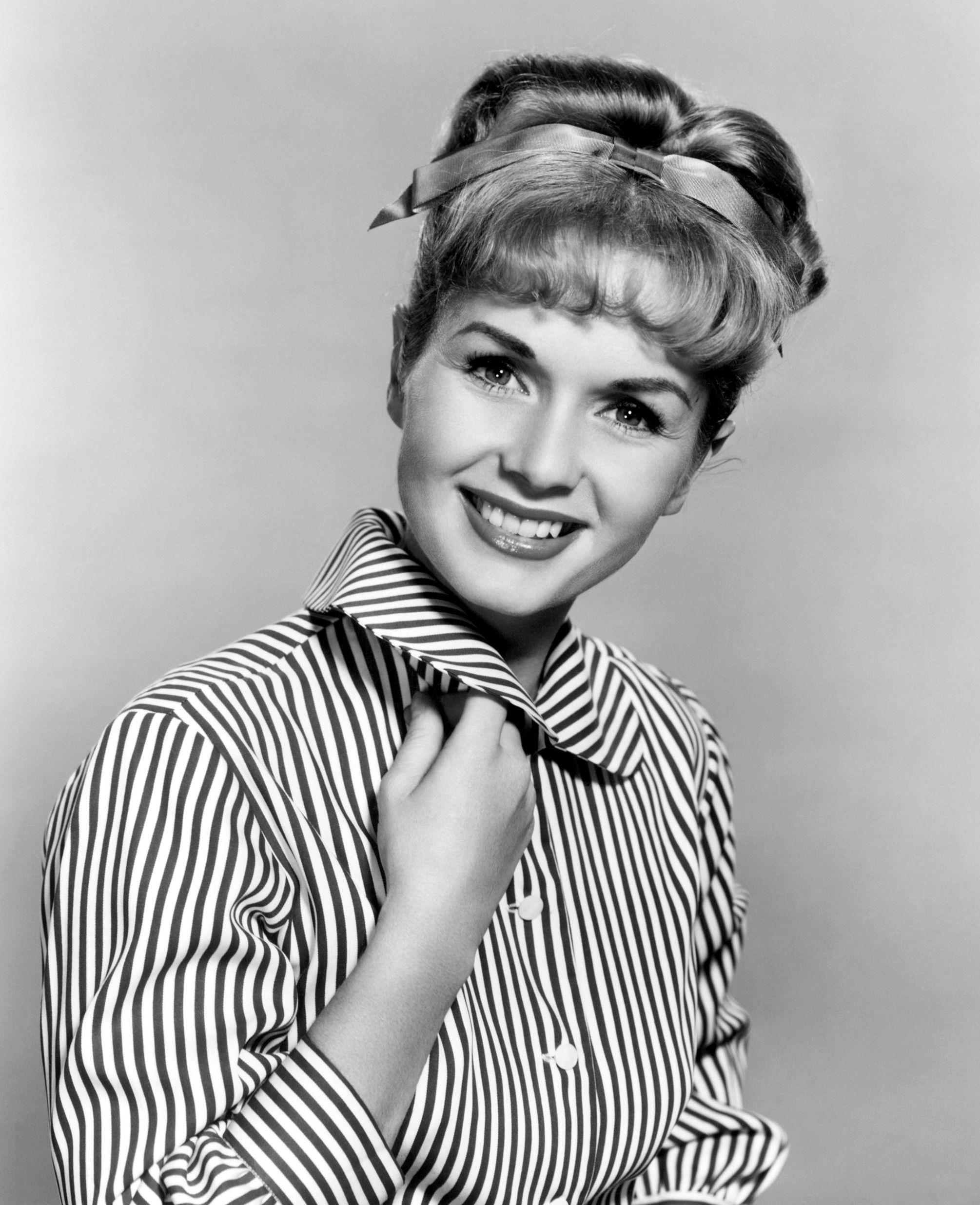Debbie Reynolds. HD Wallpaper HD Pics