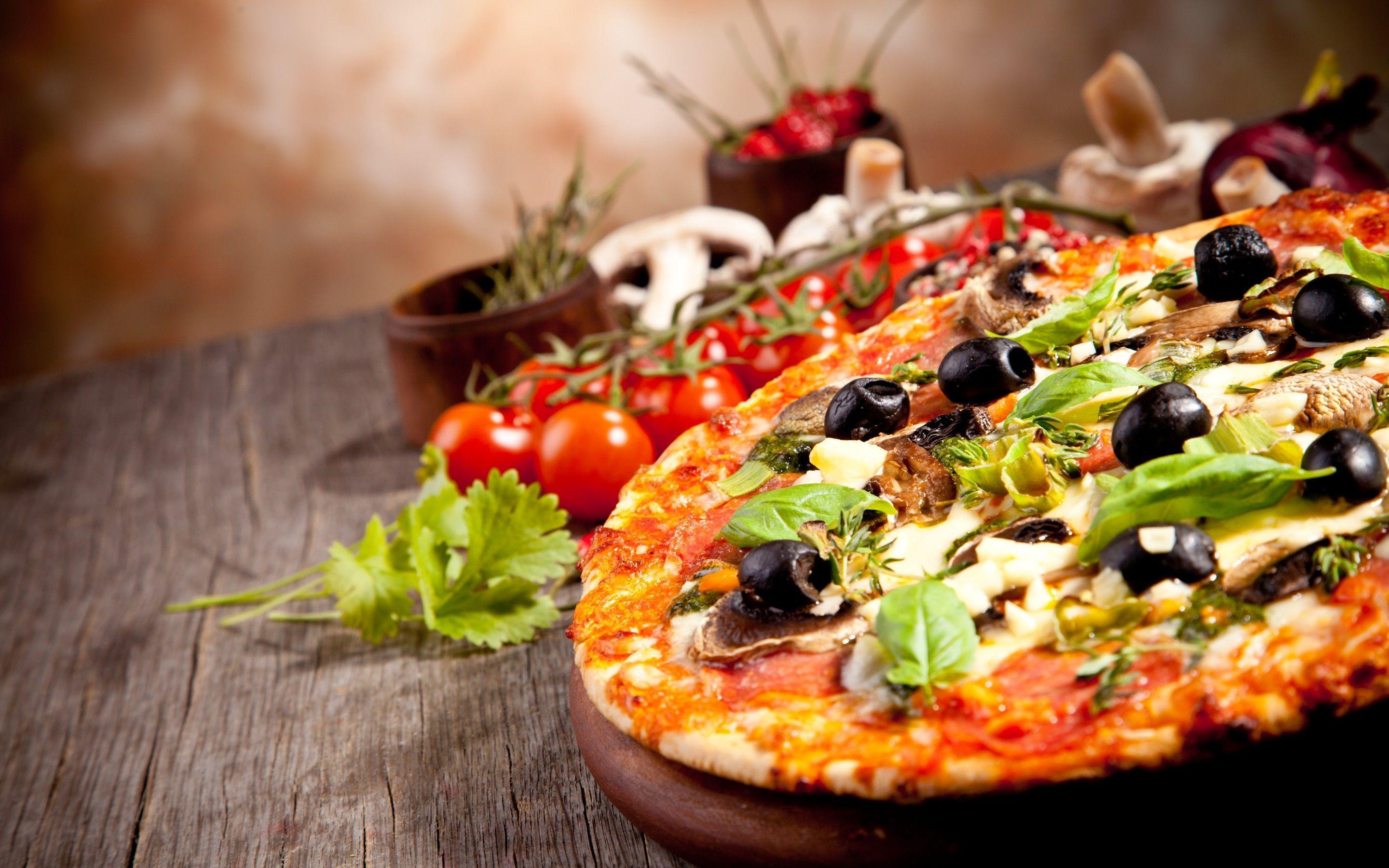 Pizza HD Wallpaper and Background Image