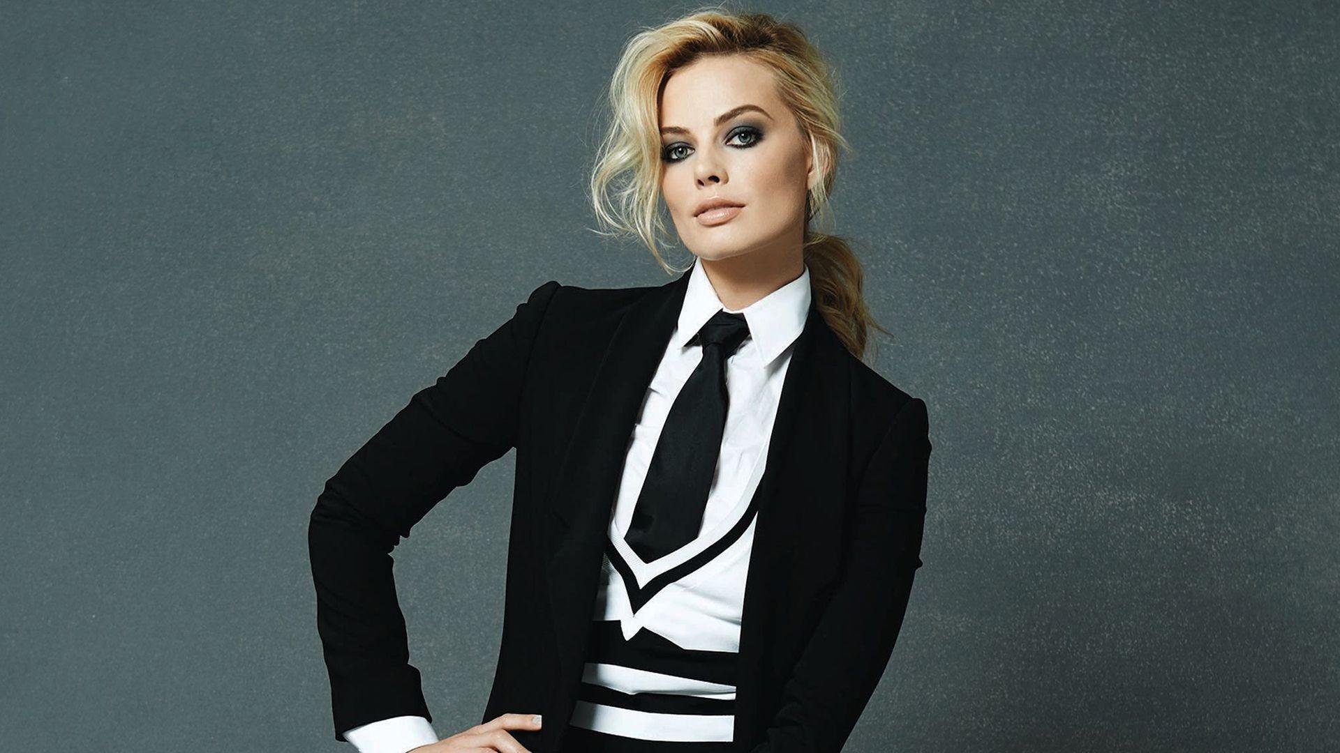 Margot Robbie Wallpapers And Backgrounds