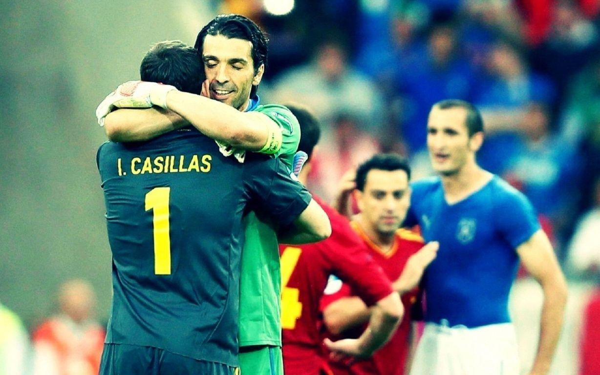 Gianluigi Buffon Vs Iker Casillas Wallpaper HD Wallpaper