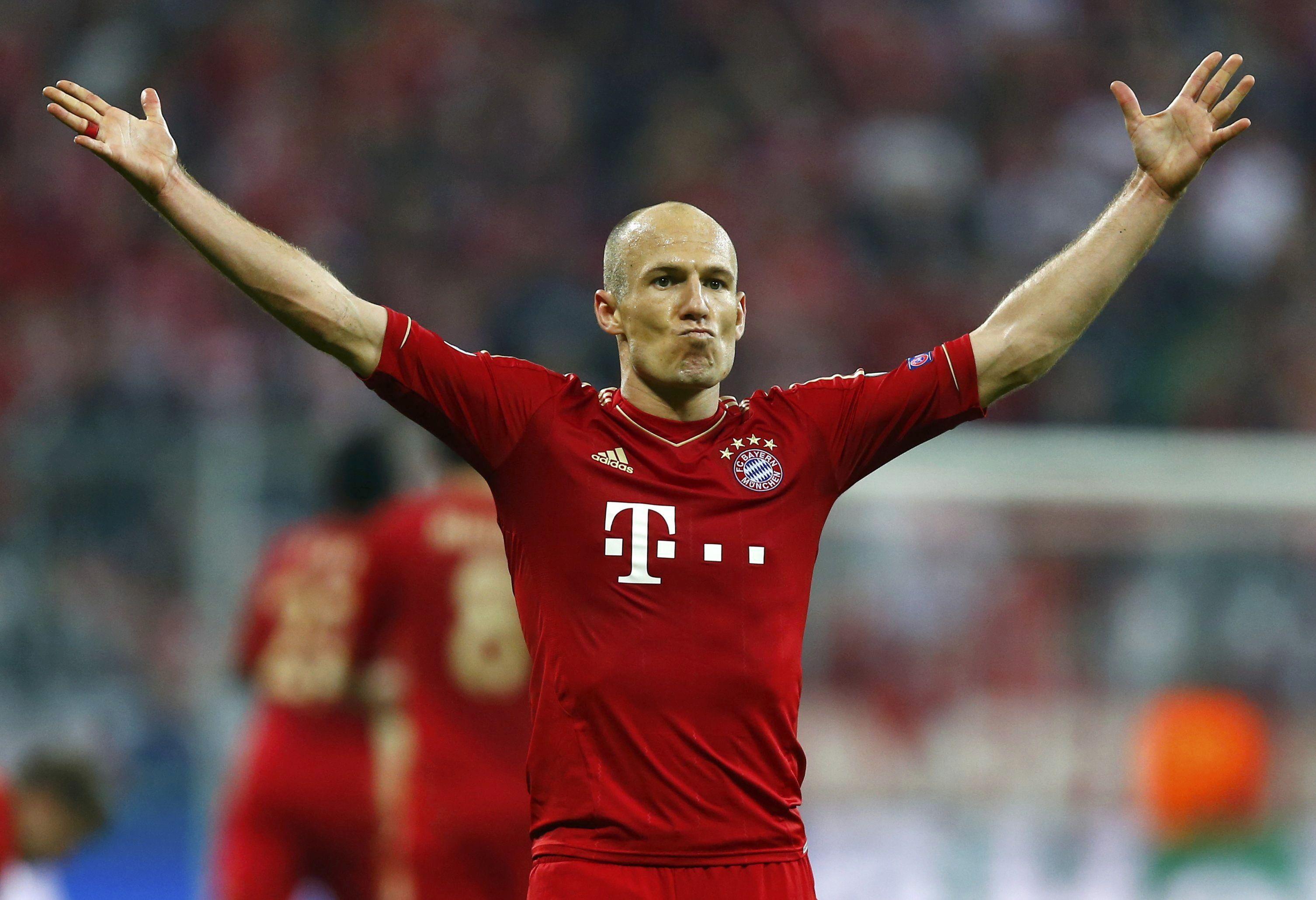 The best halfback of Bayern Arjen Robben wallpaper and image