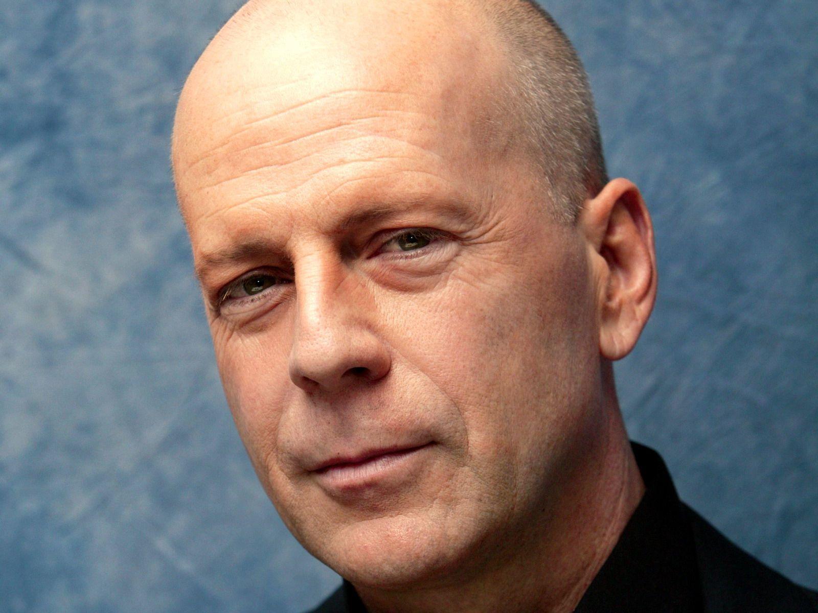 Awesome Bruce Willis Wall. Bruce Willis Wallpaper