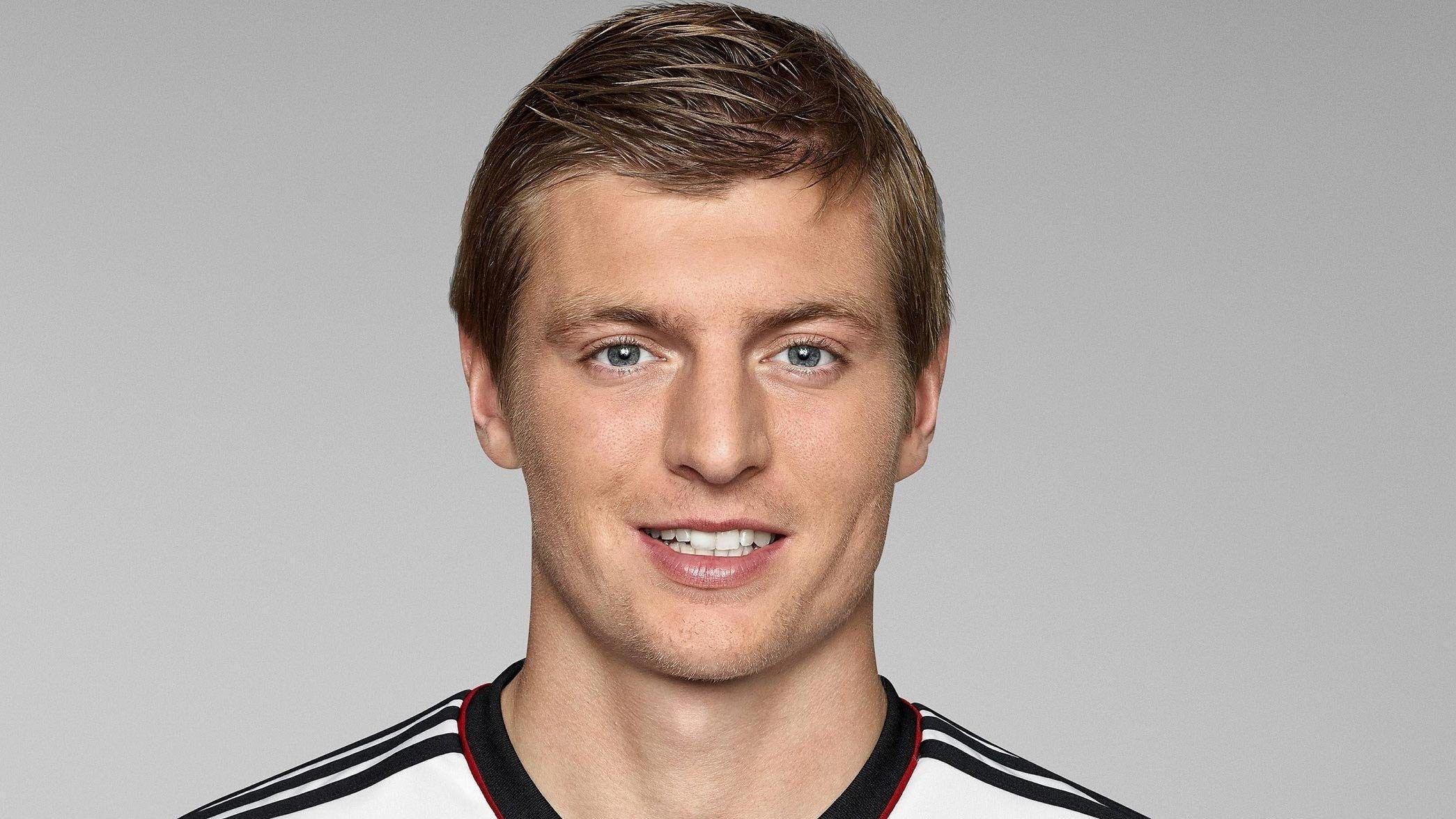 Toni Kroos Wallpaper Image Photo Picture Background