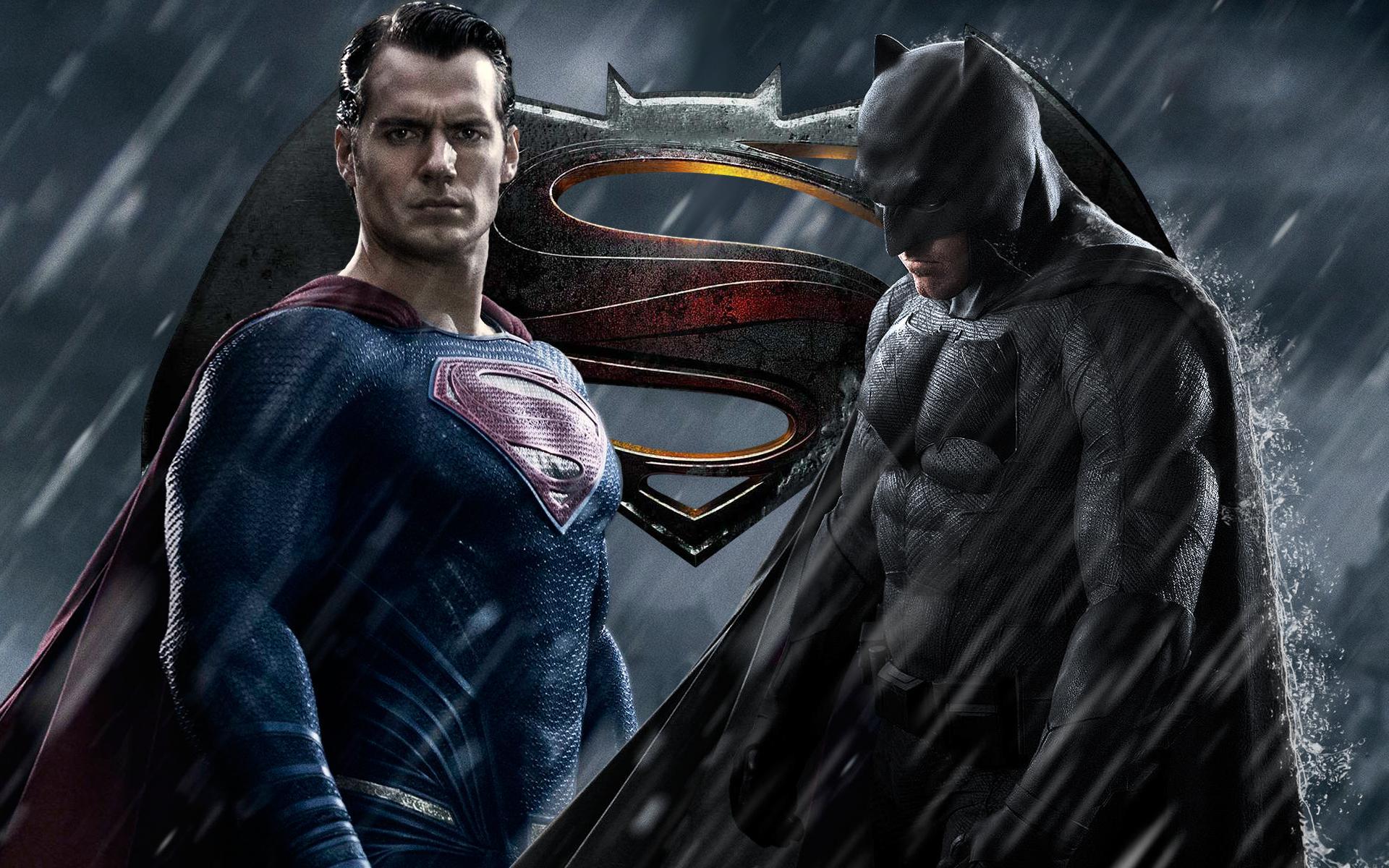 This 'Batman v Superman' photo will be your new desktop wallpaper