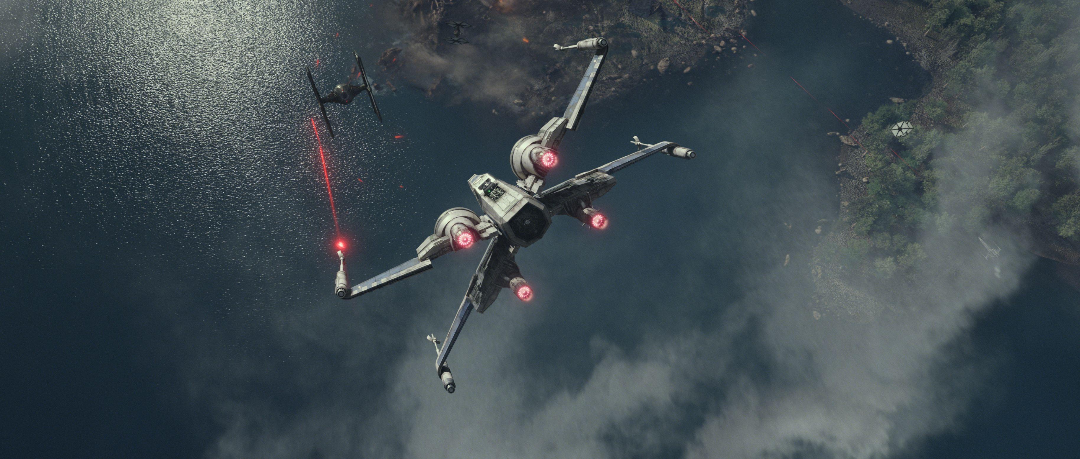 Grab a Star Wars: The Force Awakens wallpapers with these new high