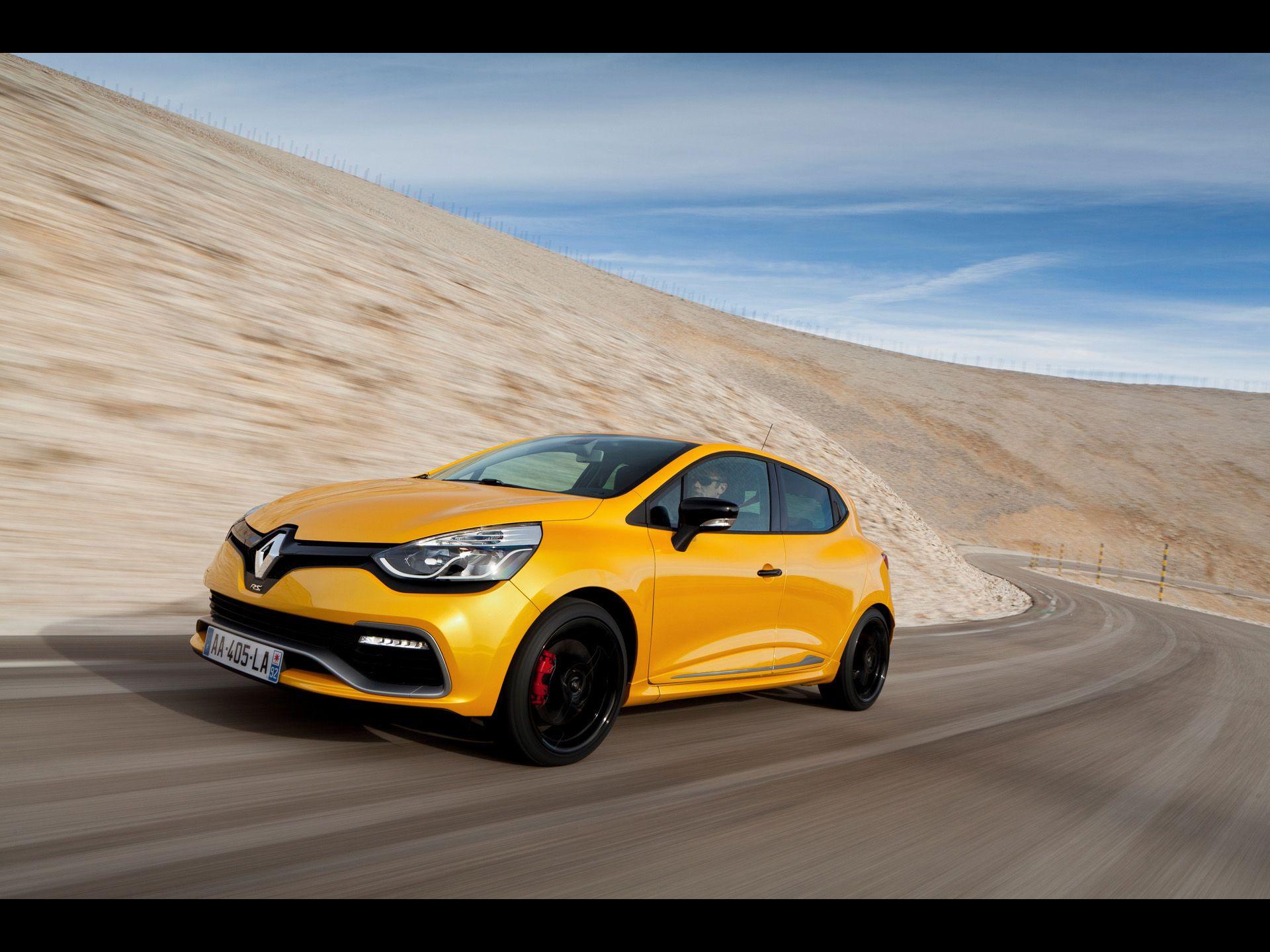 Renault Clio RS 200 EDC Motion Front Angle wallpaper