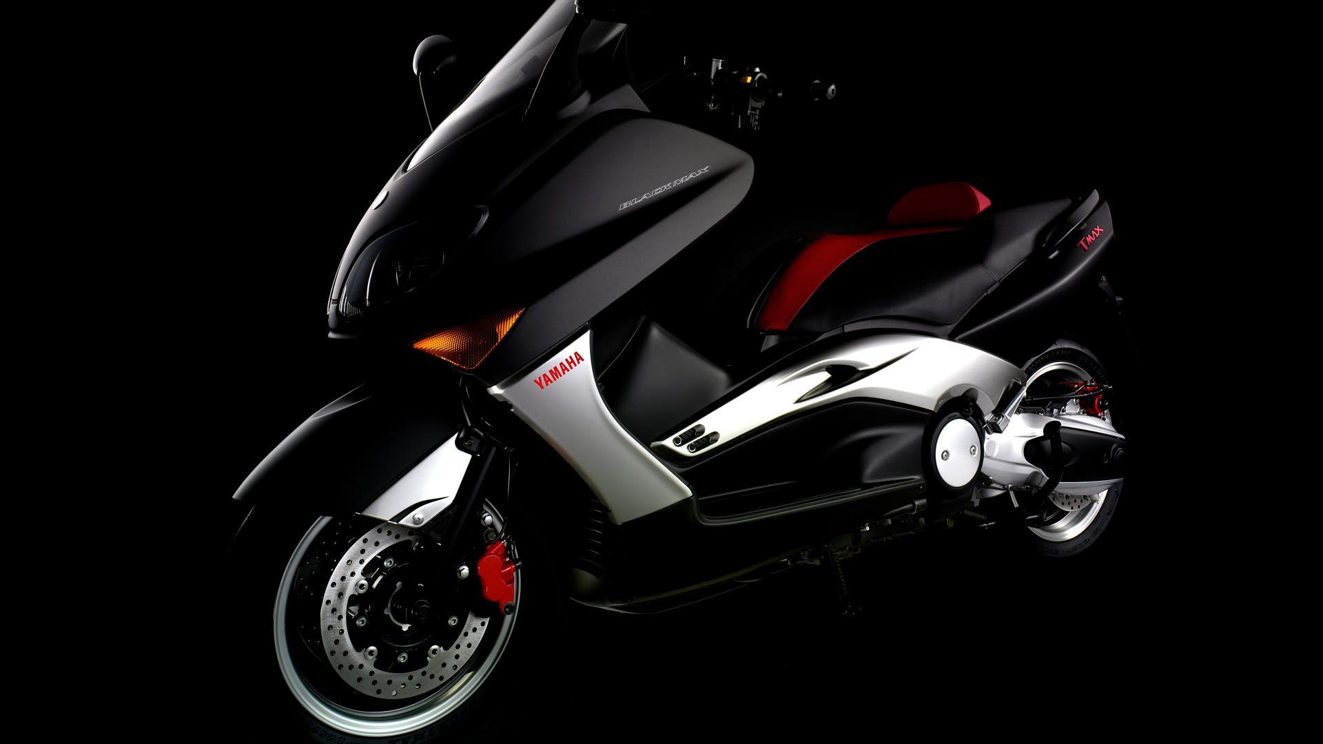 Cute Baby Girl Wallpaper