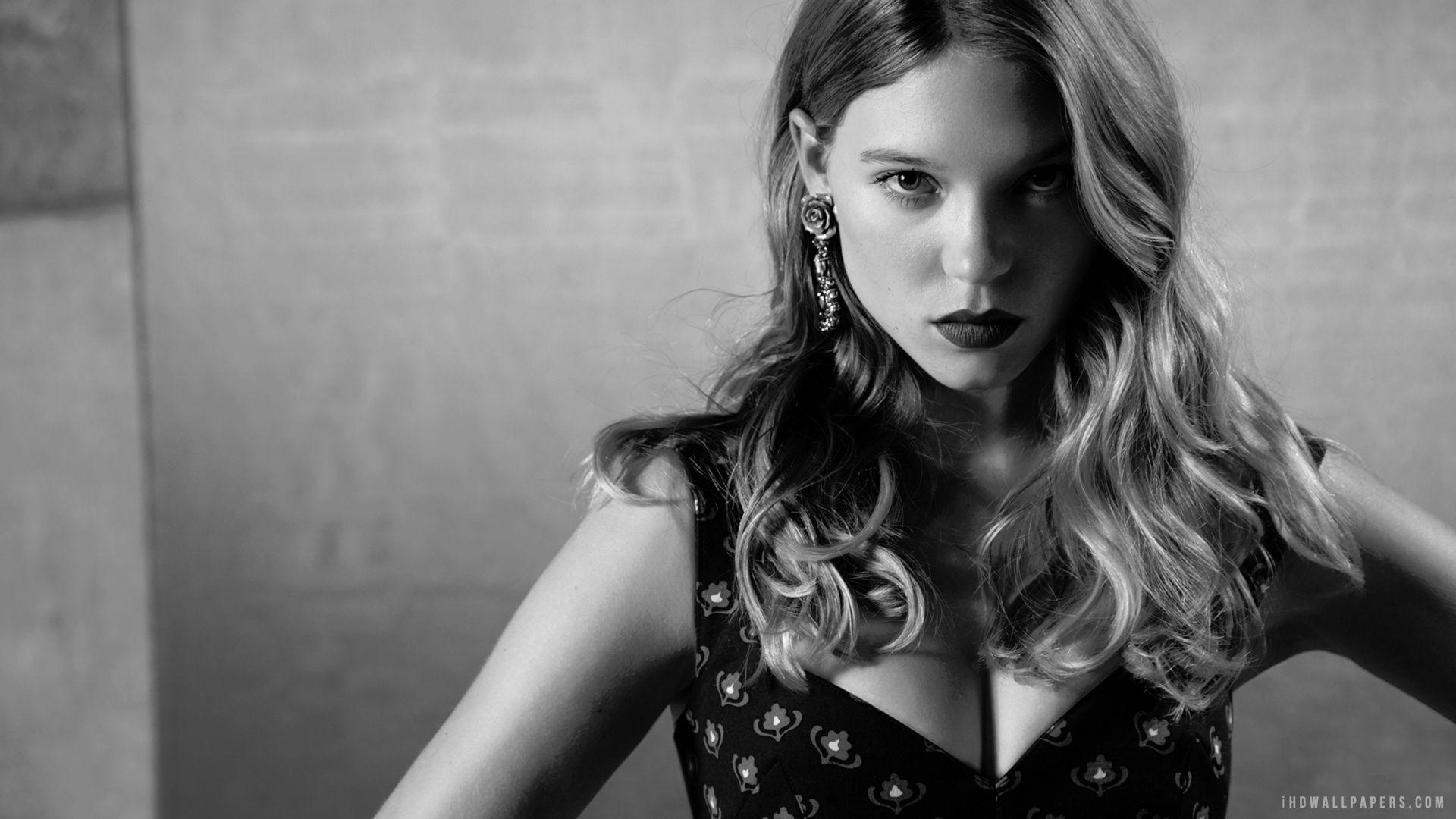 Léa Seydoux Hot HD Wallpaper