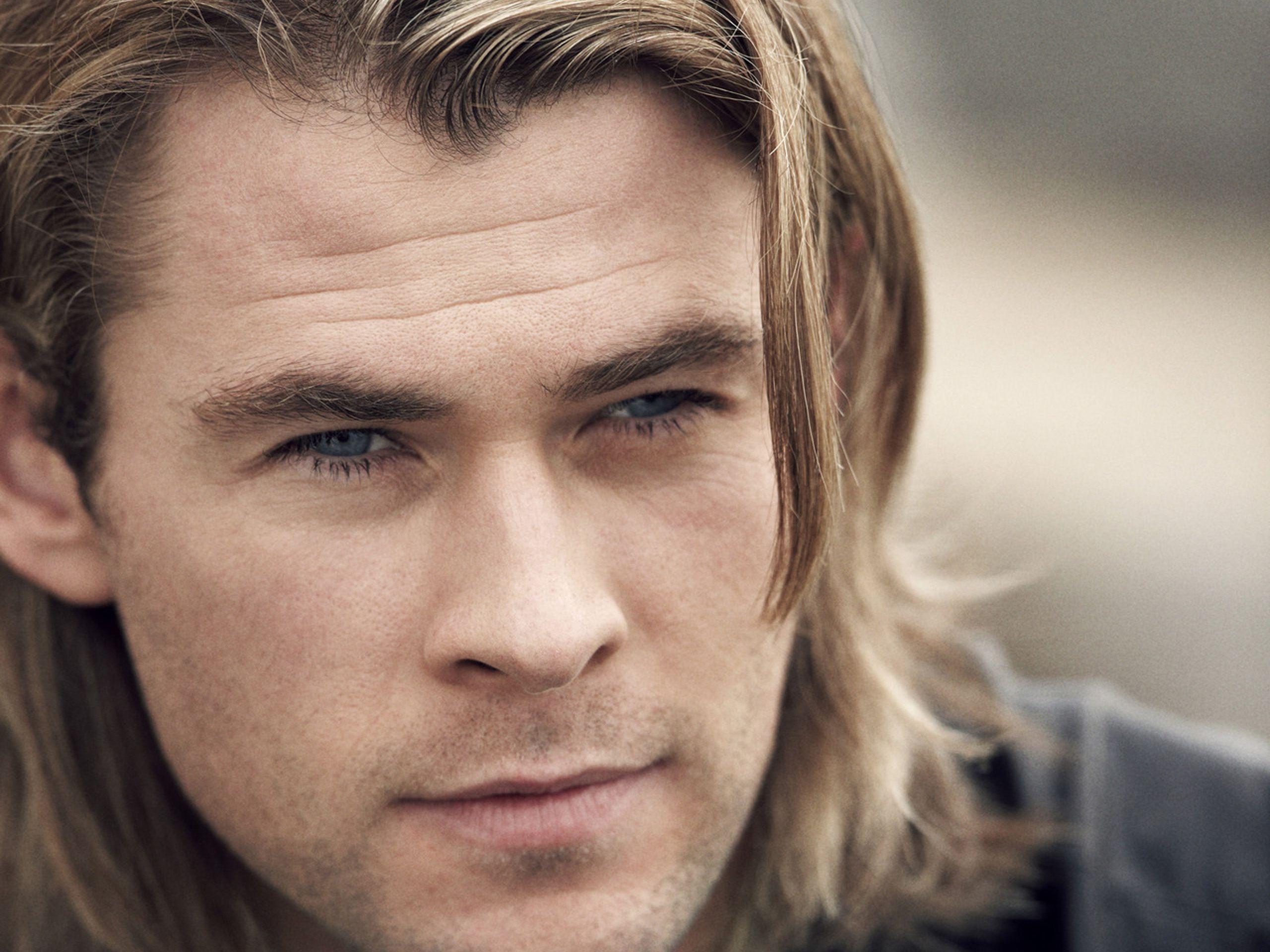 Chris Hemsworth Wallpaper High Resolution and Quality Download