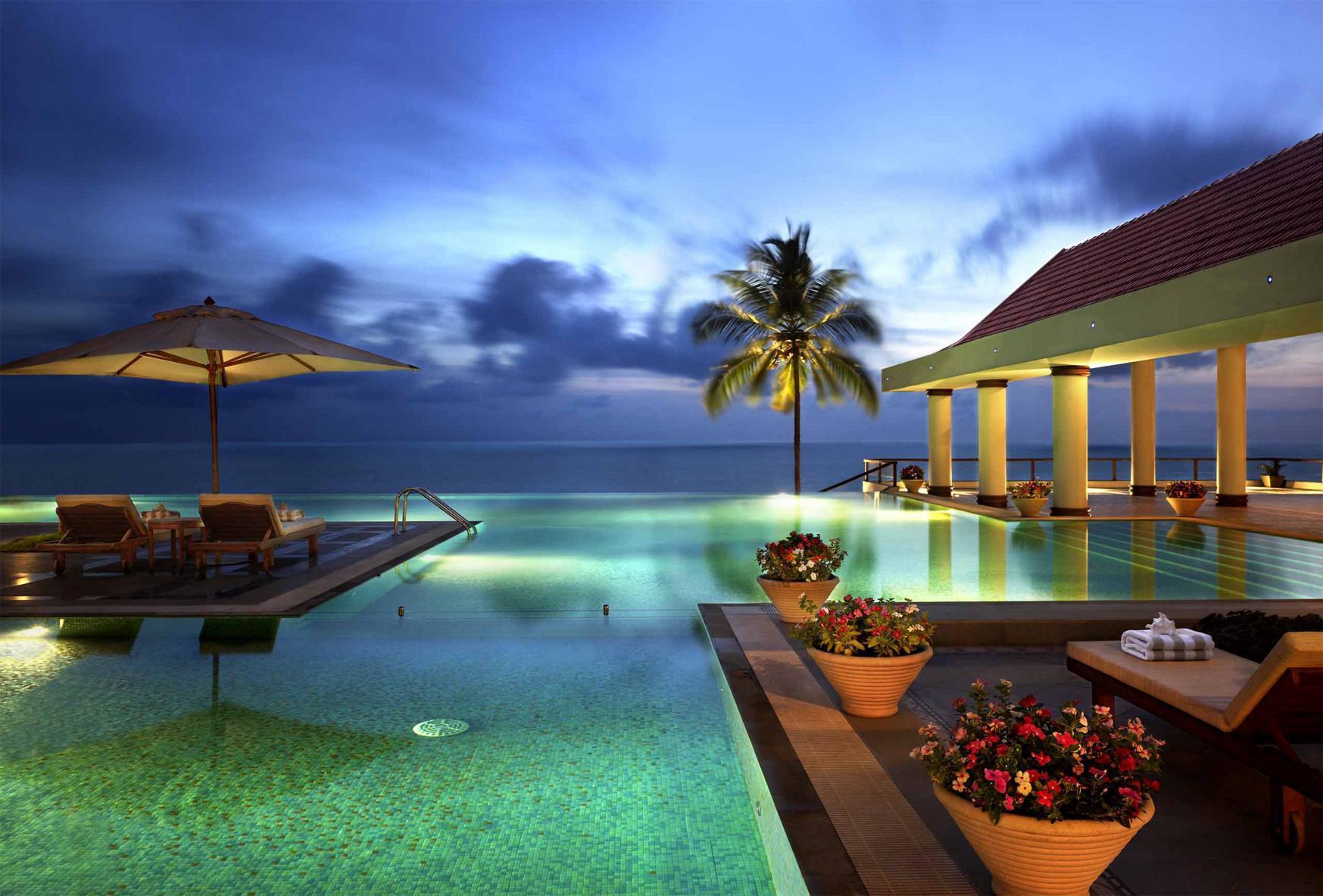 Hotels on the beach in Phuket, Thailand wallpaper and image
