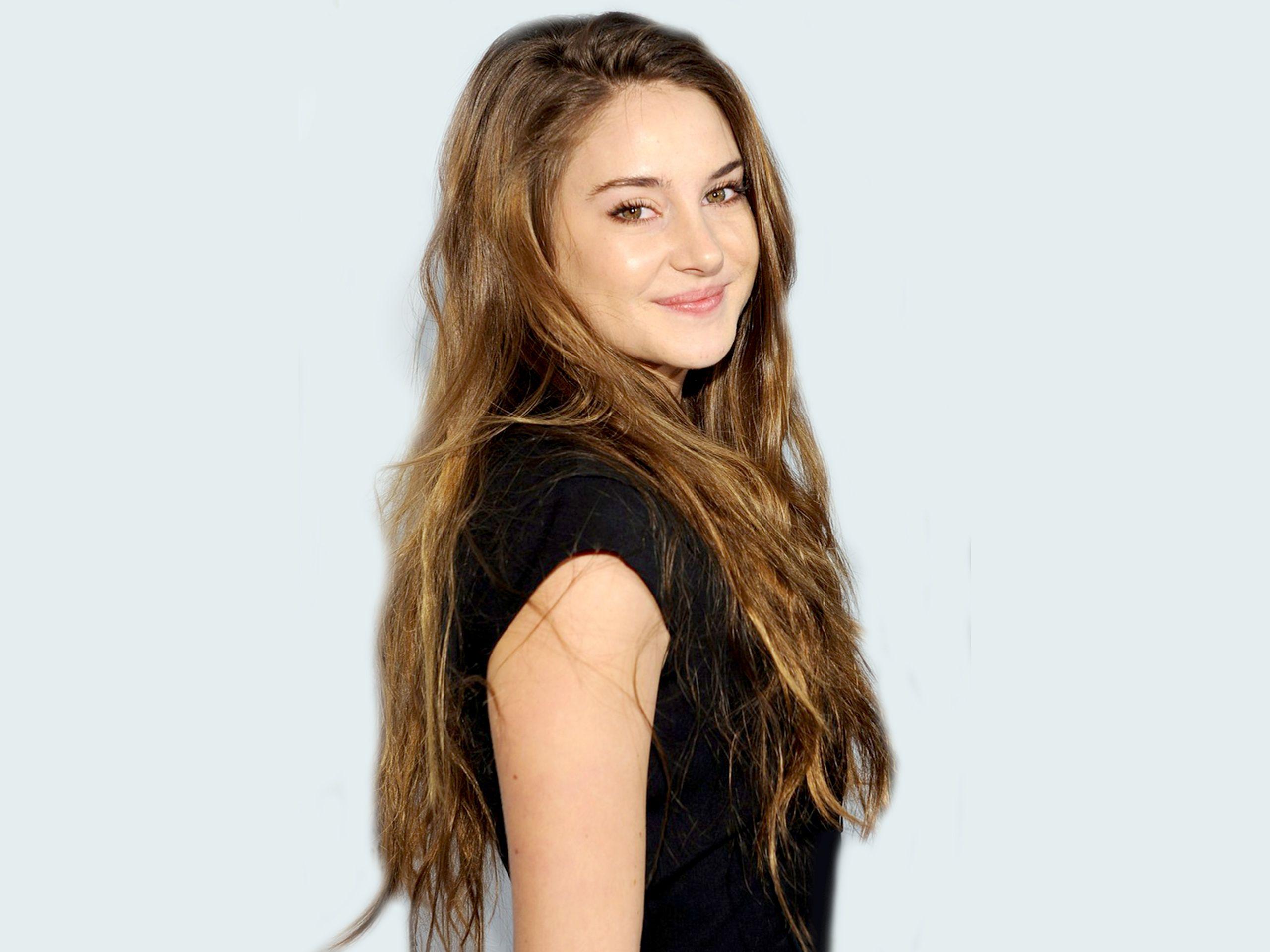 Shailene Woodley Wallpaper High Resolution and Quality Download