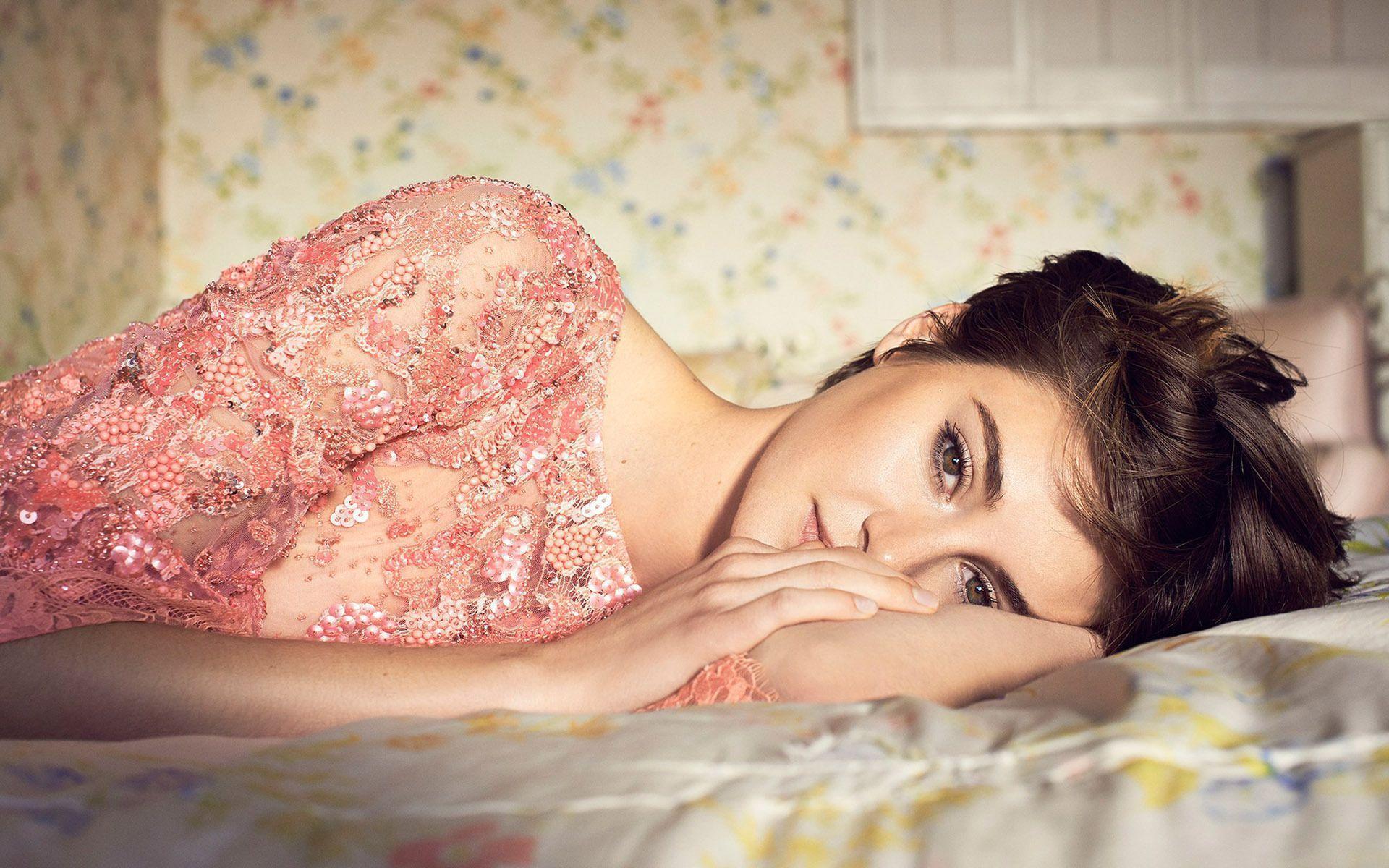Shailene Woodley 2015 Wallpaper