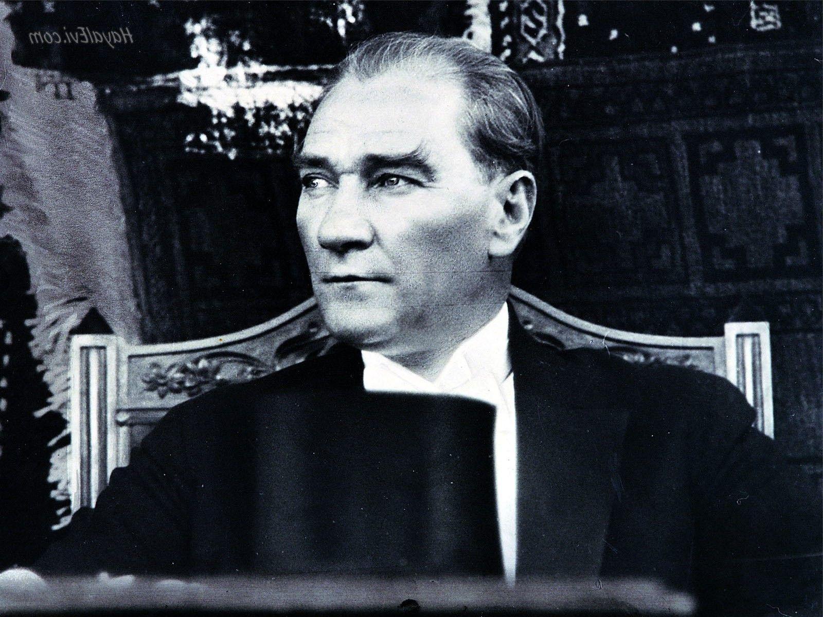 Mustafa Kemal Atatürk Wallpaper HD / Desktop and Mobile Background