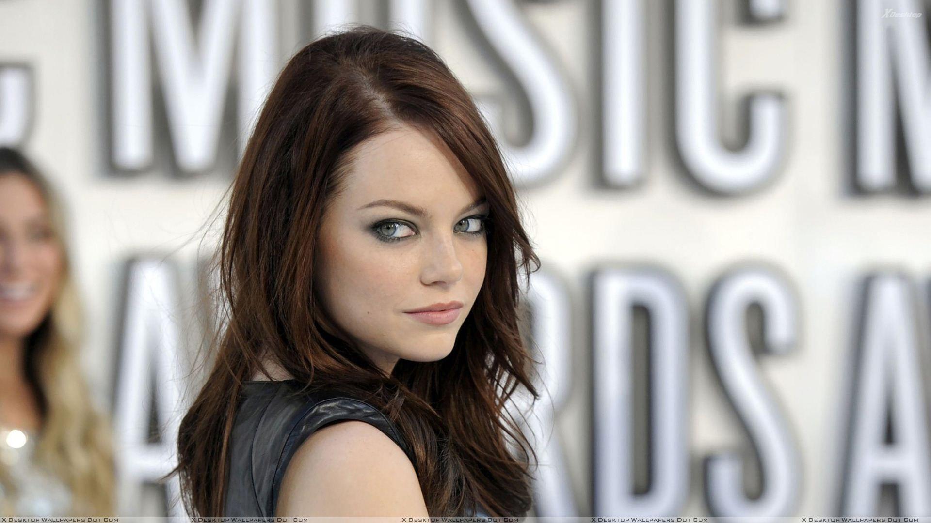 Emma Stone Wallpaper, Photo & Image in HD