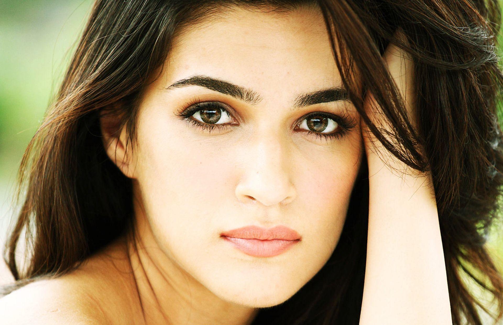 Kriti Sanon HD Close Up Wallpapers - Wallpaper Cave