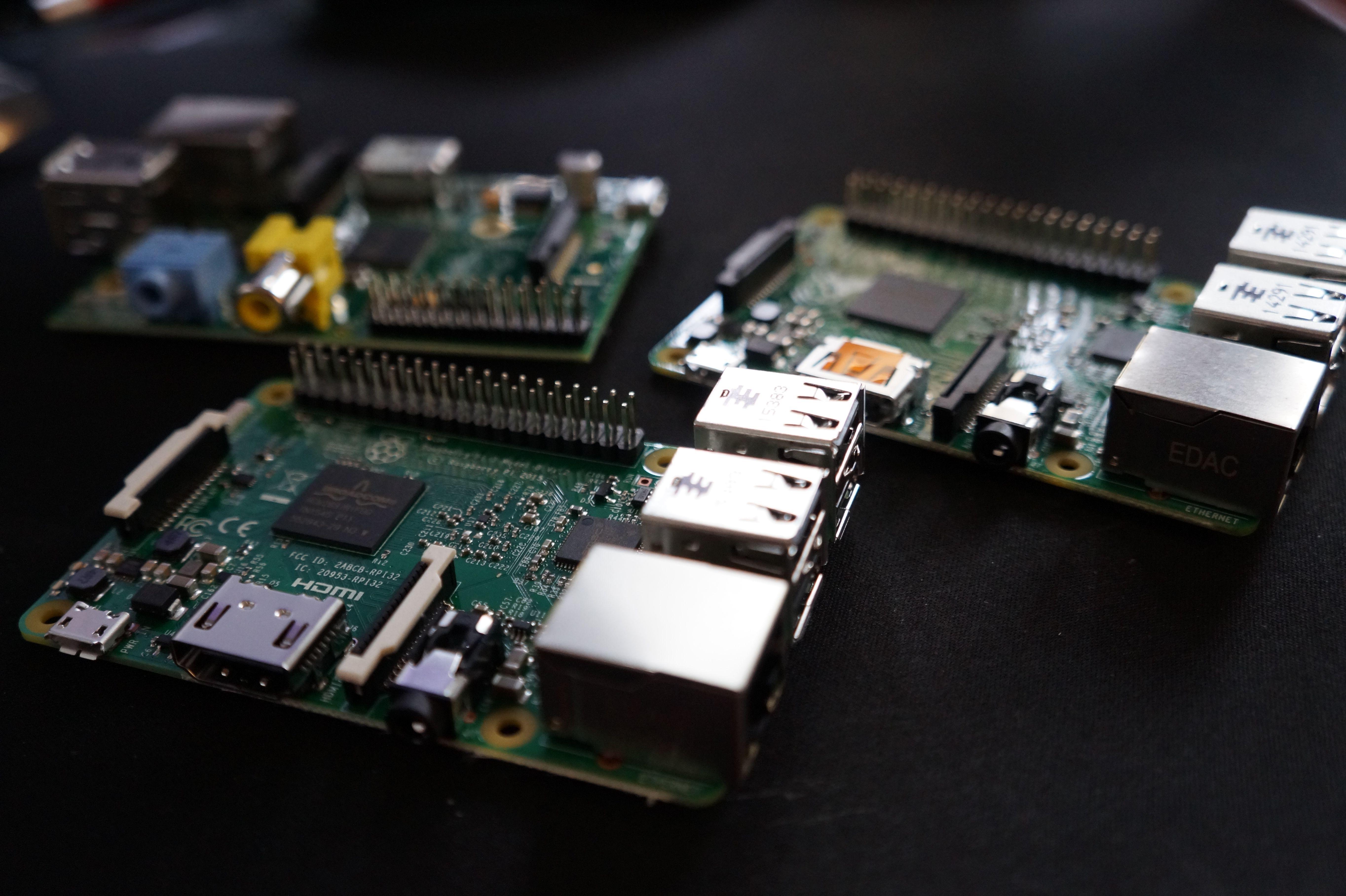 Raspberry Pi 3 Review: The Revolutionary $35 Mini PC Cures Its
