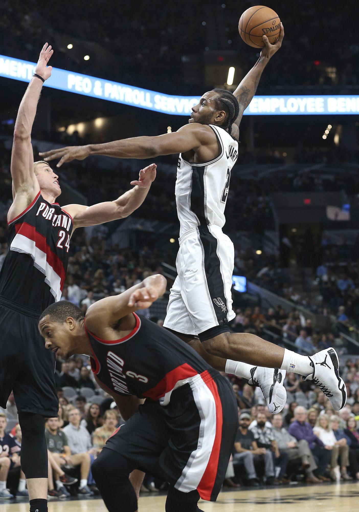 Kawhi Leonard dominating NBA poll of best &dunks
