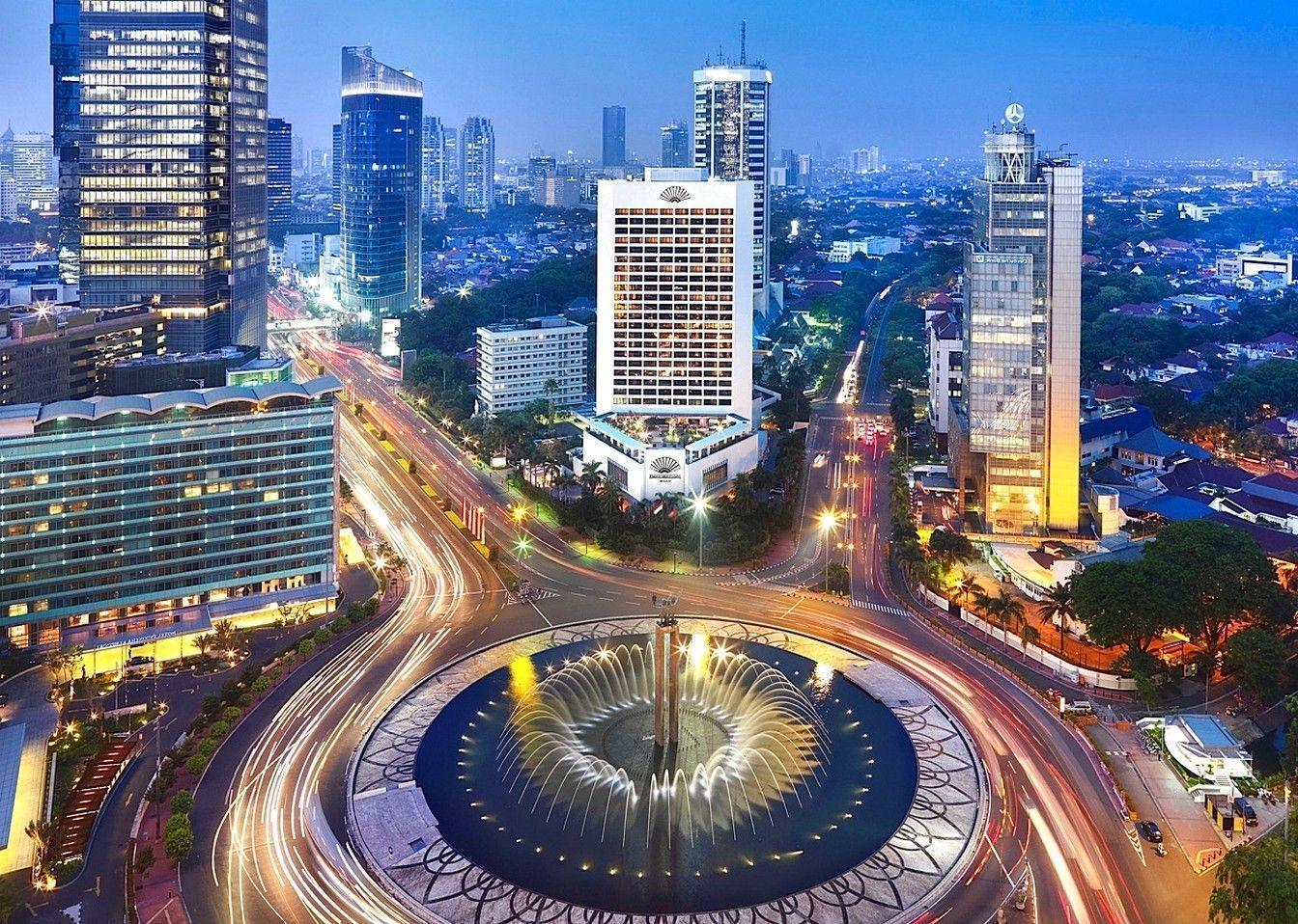 Featured image of post High Resolution Jakarta Wallpaper / Download this free jakarta indonesia skyline wallpaper hd wallpaper in high resolution and use it to brighten your pc desktop, ipad, iphone, android, tablet and every other display.
