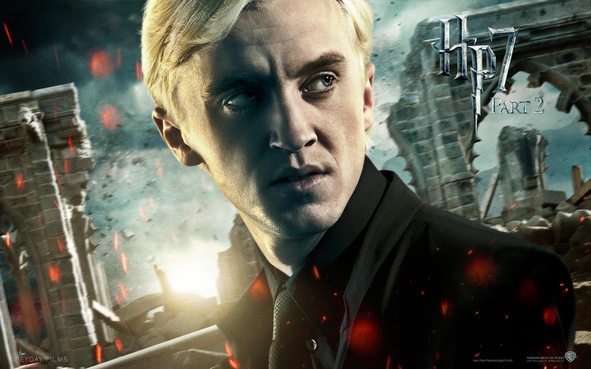 Stunning Draco Malfoy Background