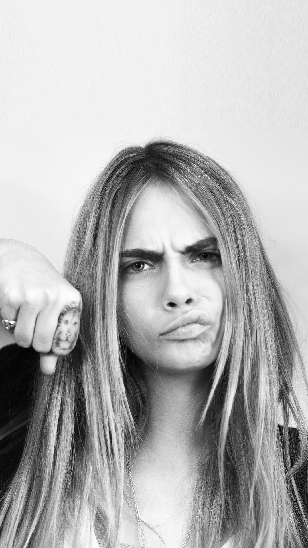 Cara Delevingne htc one wallpaper