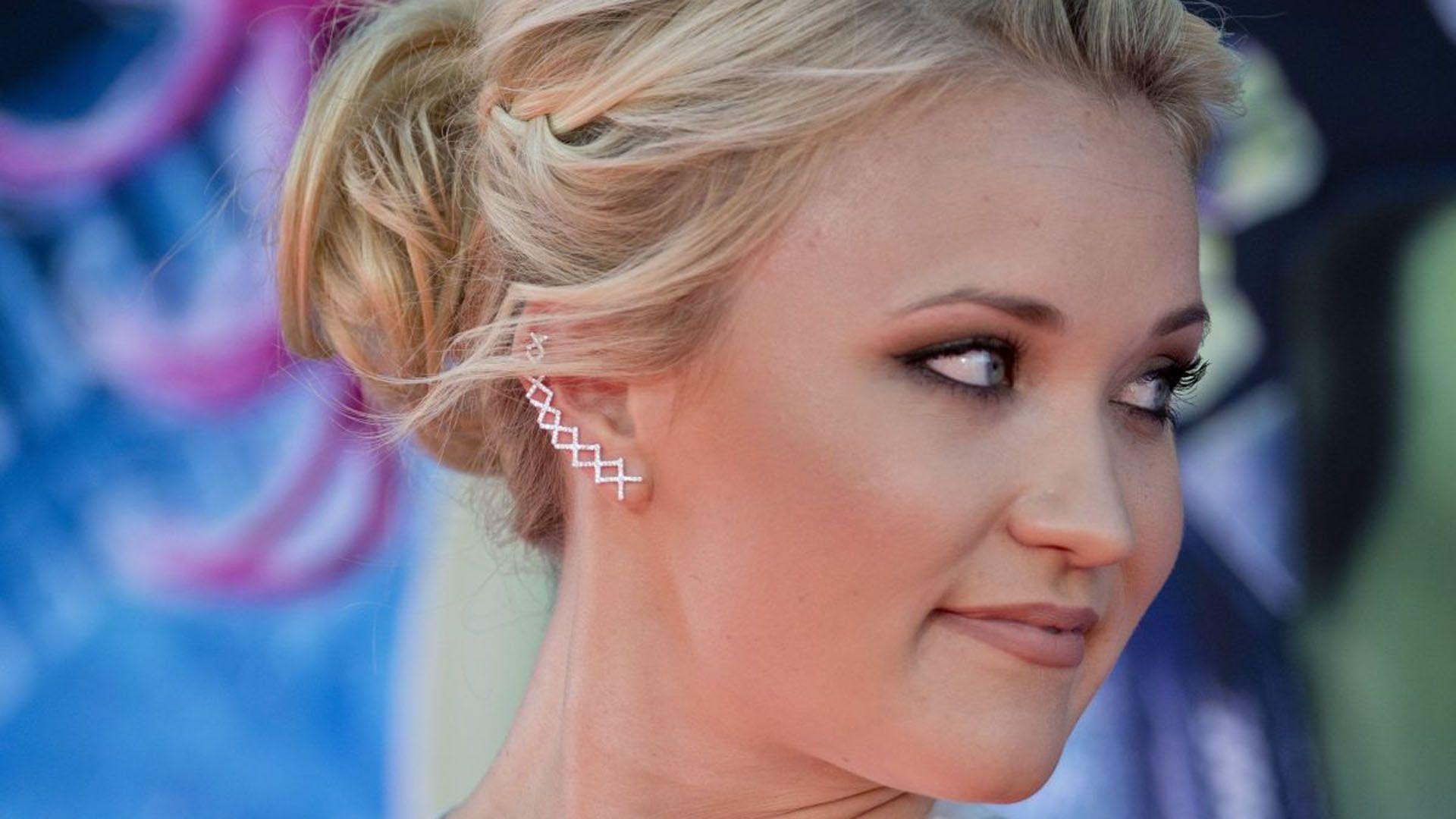 Sophie Dee Wallpapers - Wallpaper Cave