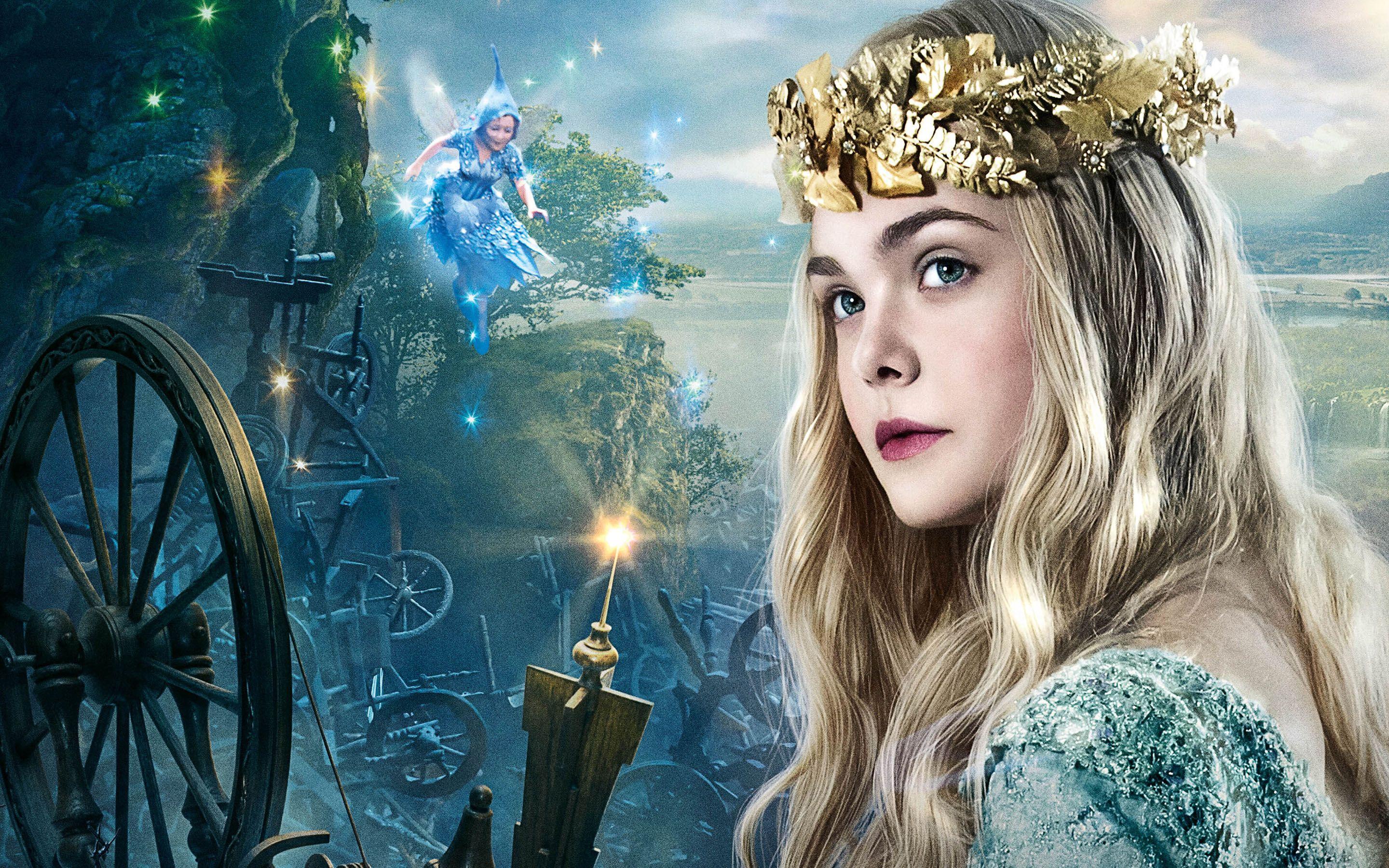 Elle Fanning As Princess Aurora In Maleficent Wallpaper