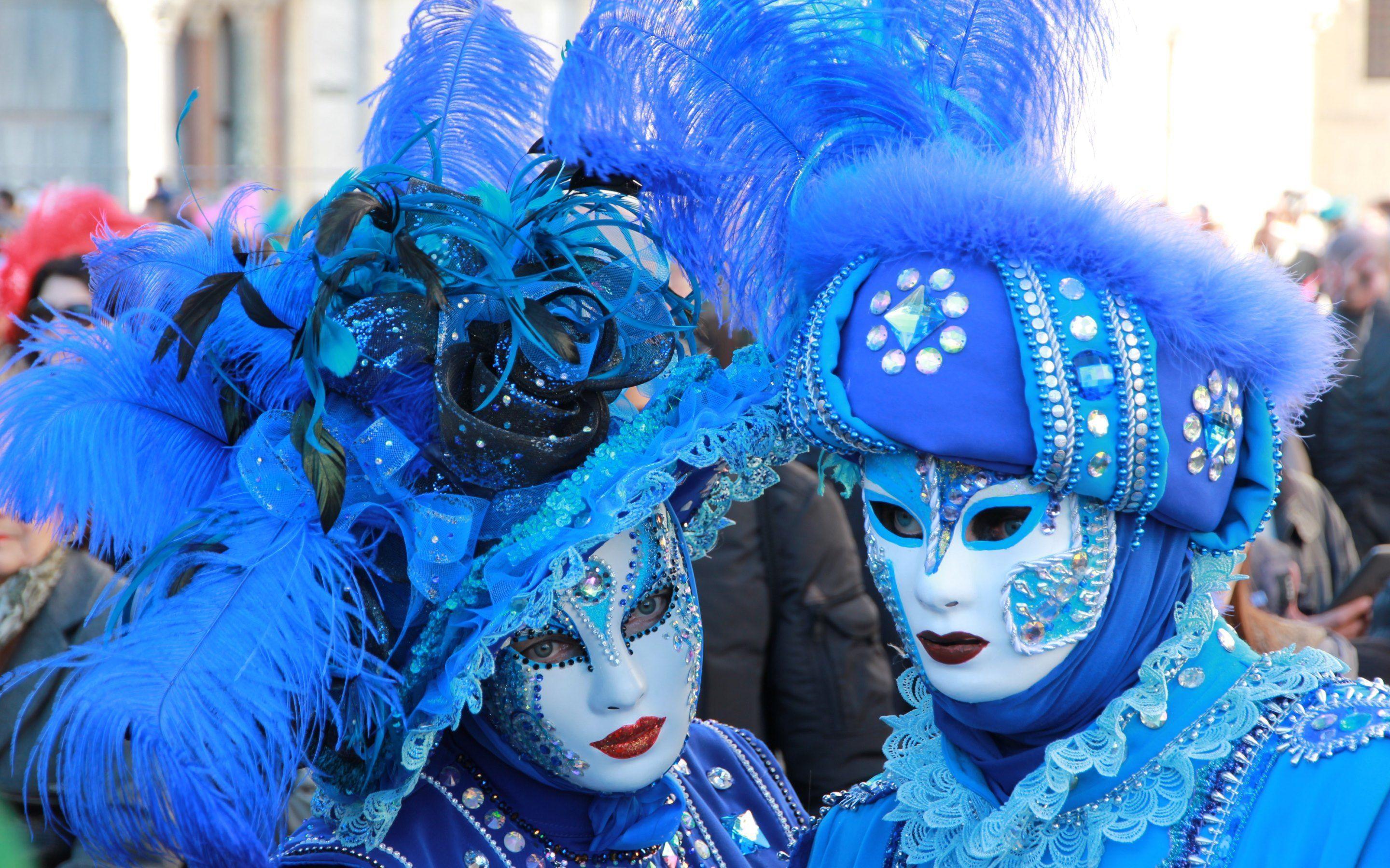 Masks at Venice Carnival Wallpaper · 4K HD Desktop Background