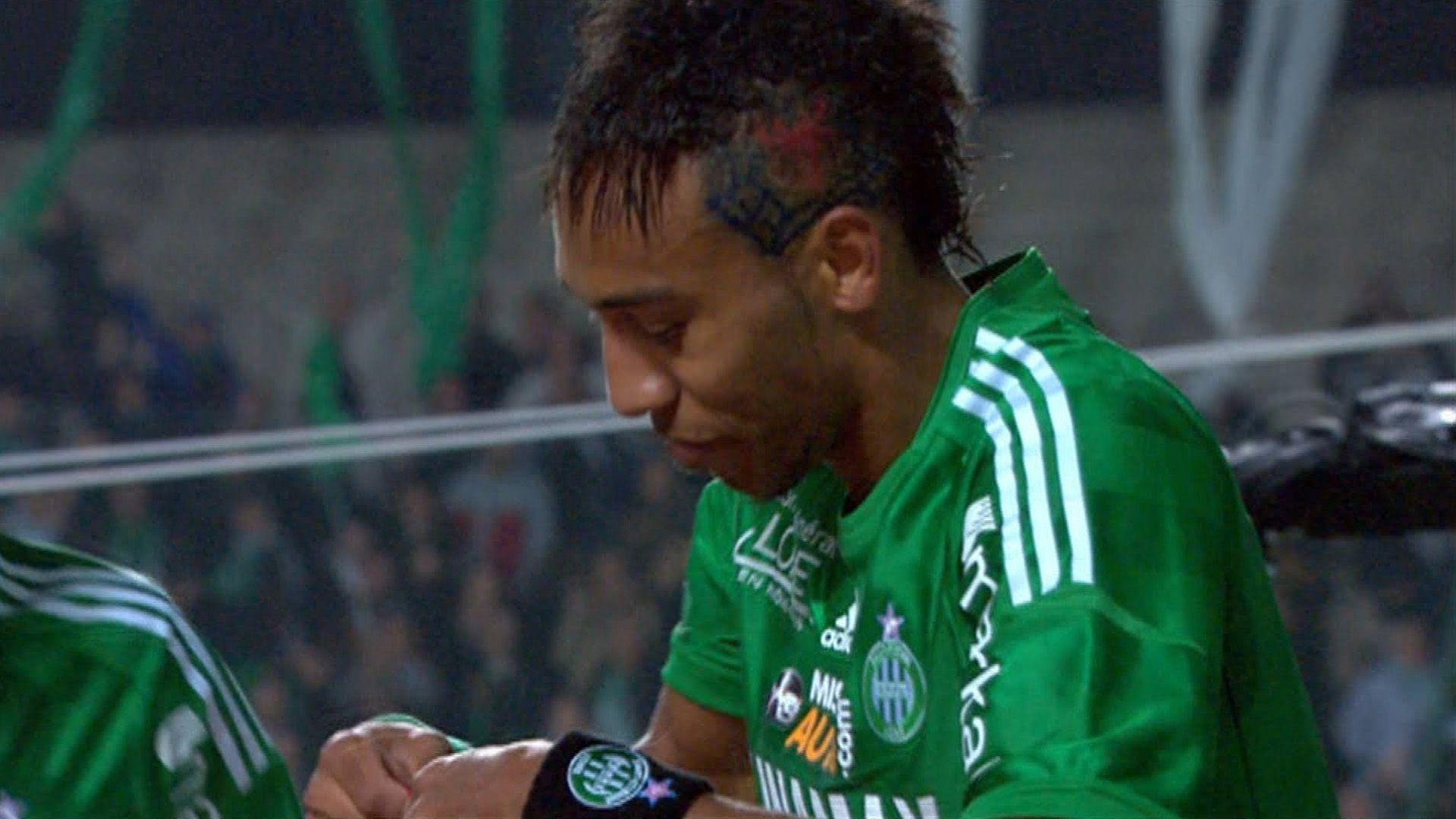 Pierre Emerick Aubameyang Wallpaper 21, Football Wallpaper