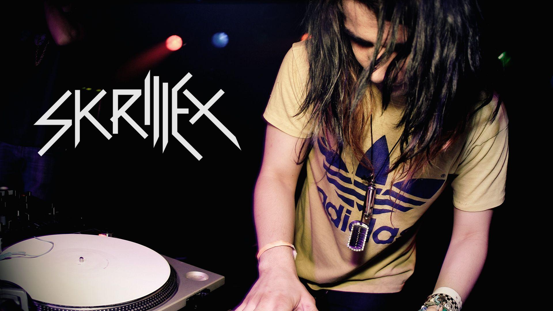 Skrillex in the adidas yellow t shirt wallpaper and image
