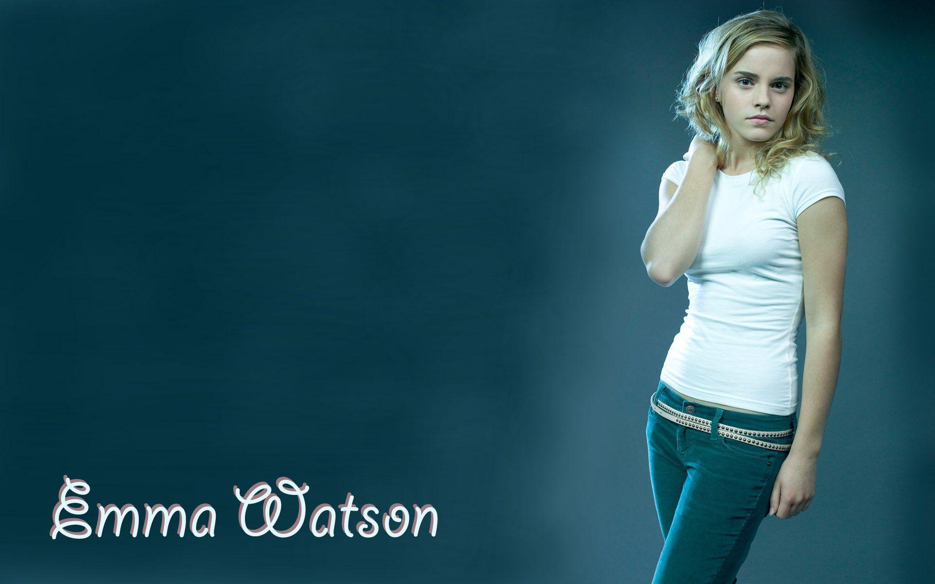 Emma Watson White T Shirt Wallpaper