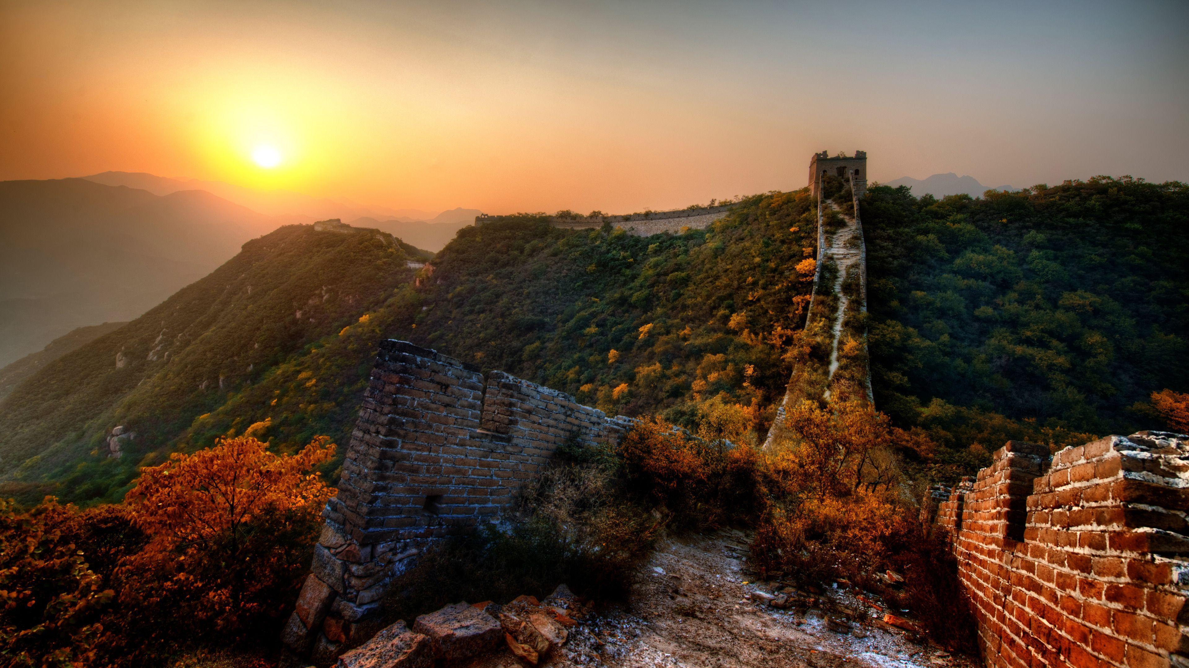 The New Garden Path Along the Great Wall of China widescreen