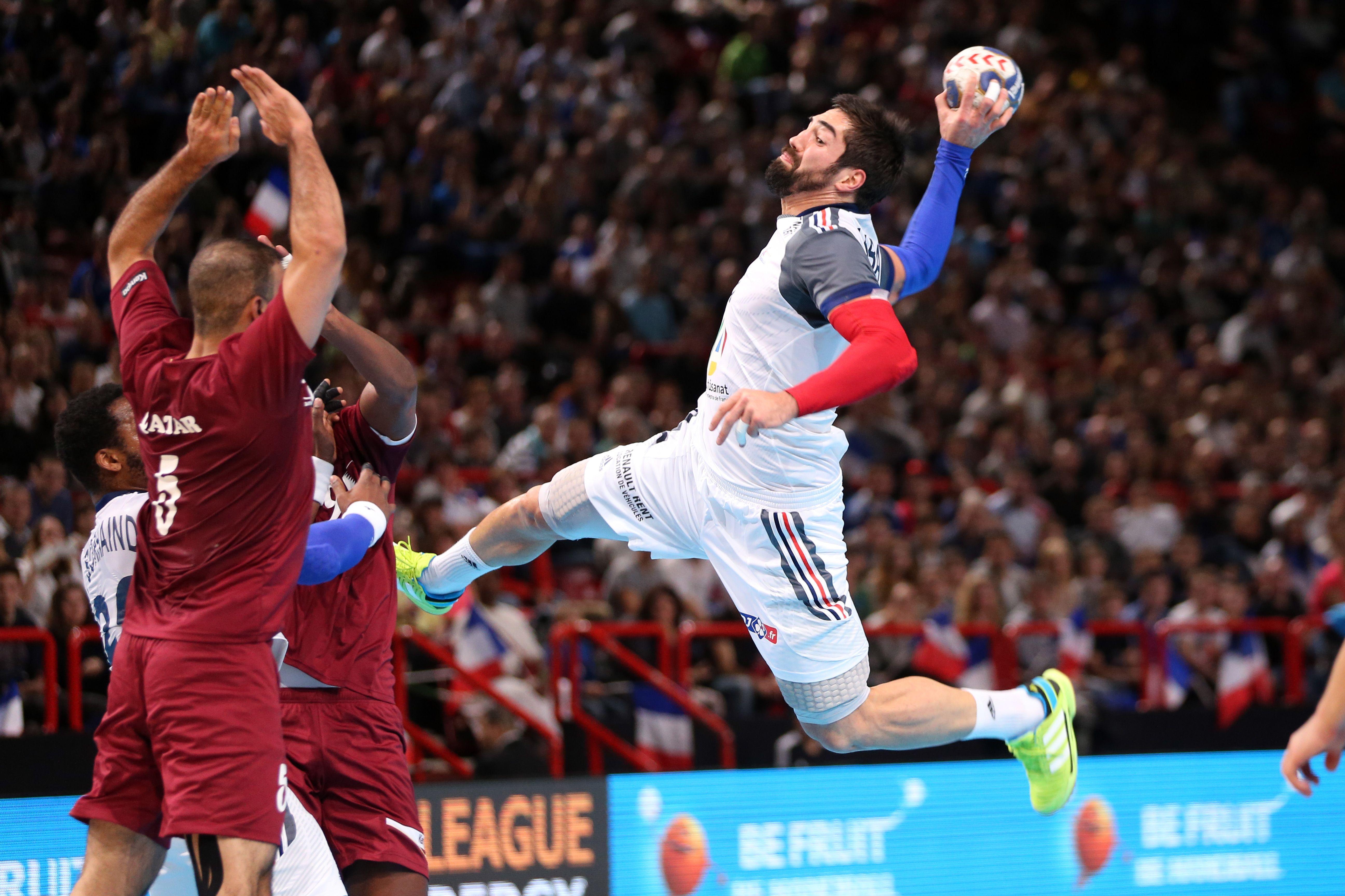 2592x2592px Handball (691.85 KB).05.2015