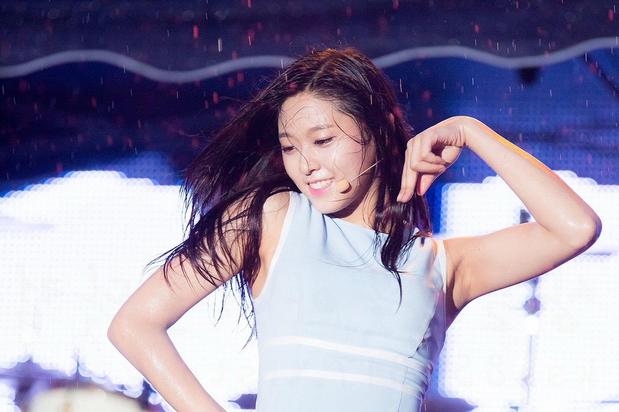 Seolhyun, AOA Wallpaper HD / Desktop and Mobile Background