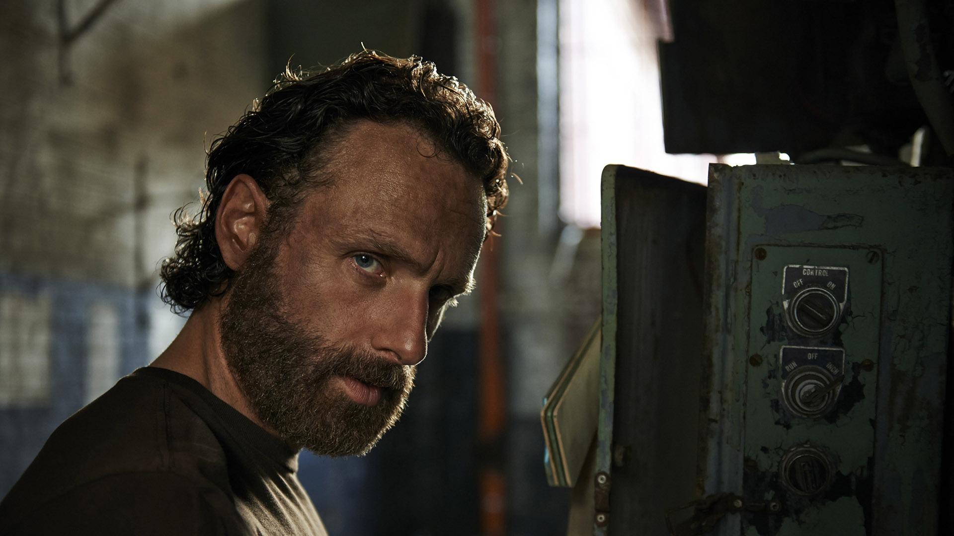 Andrew Lincoln playing Rick Grimes in The Walking Dead HD desktop