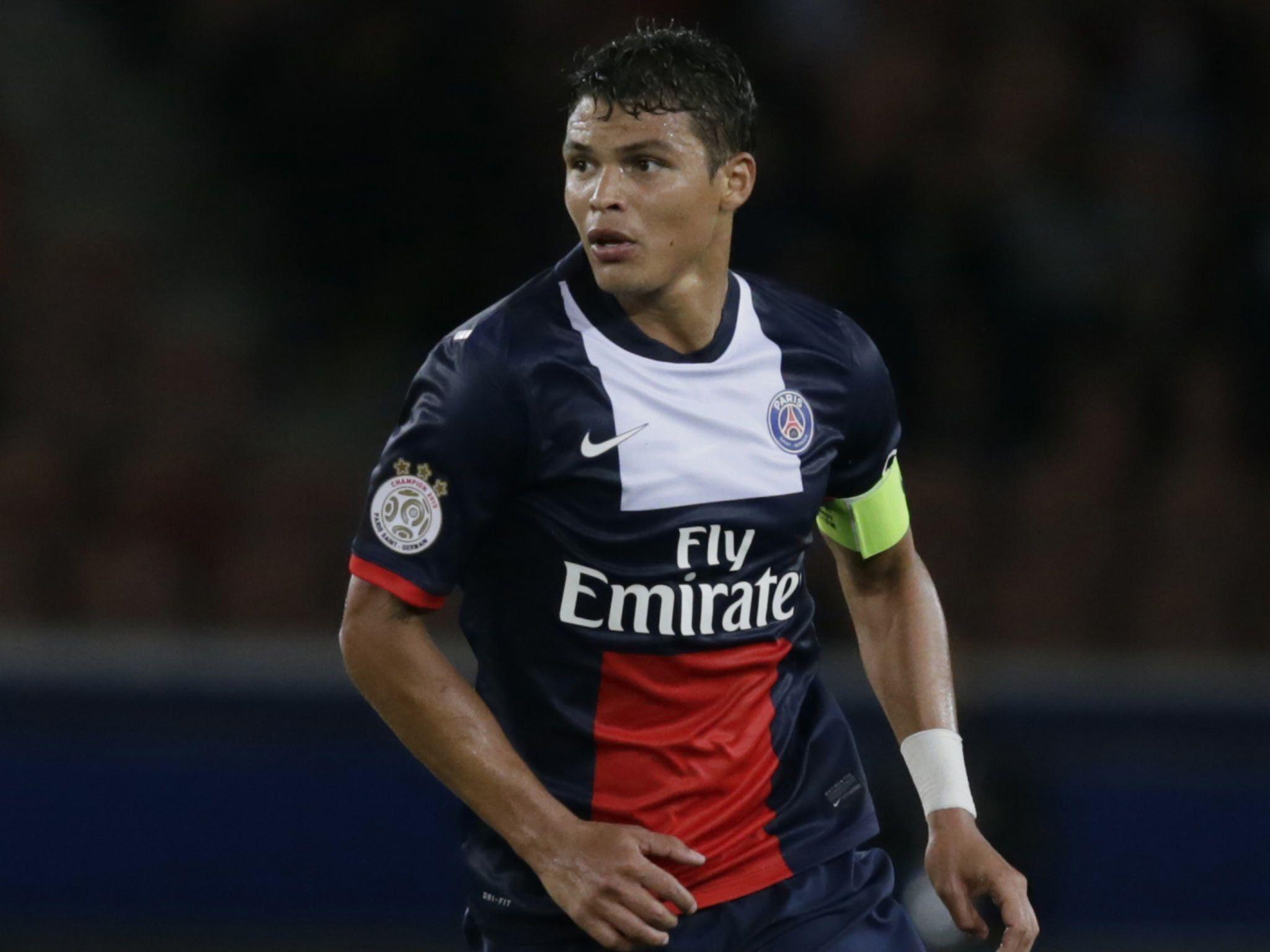 Thiago Silva ends Barcelona speculation by signing new deal