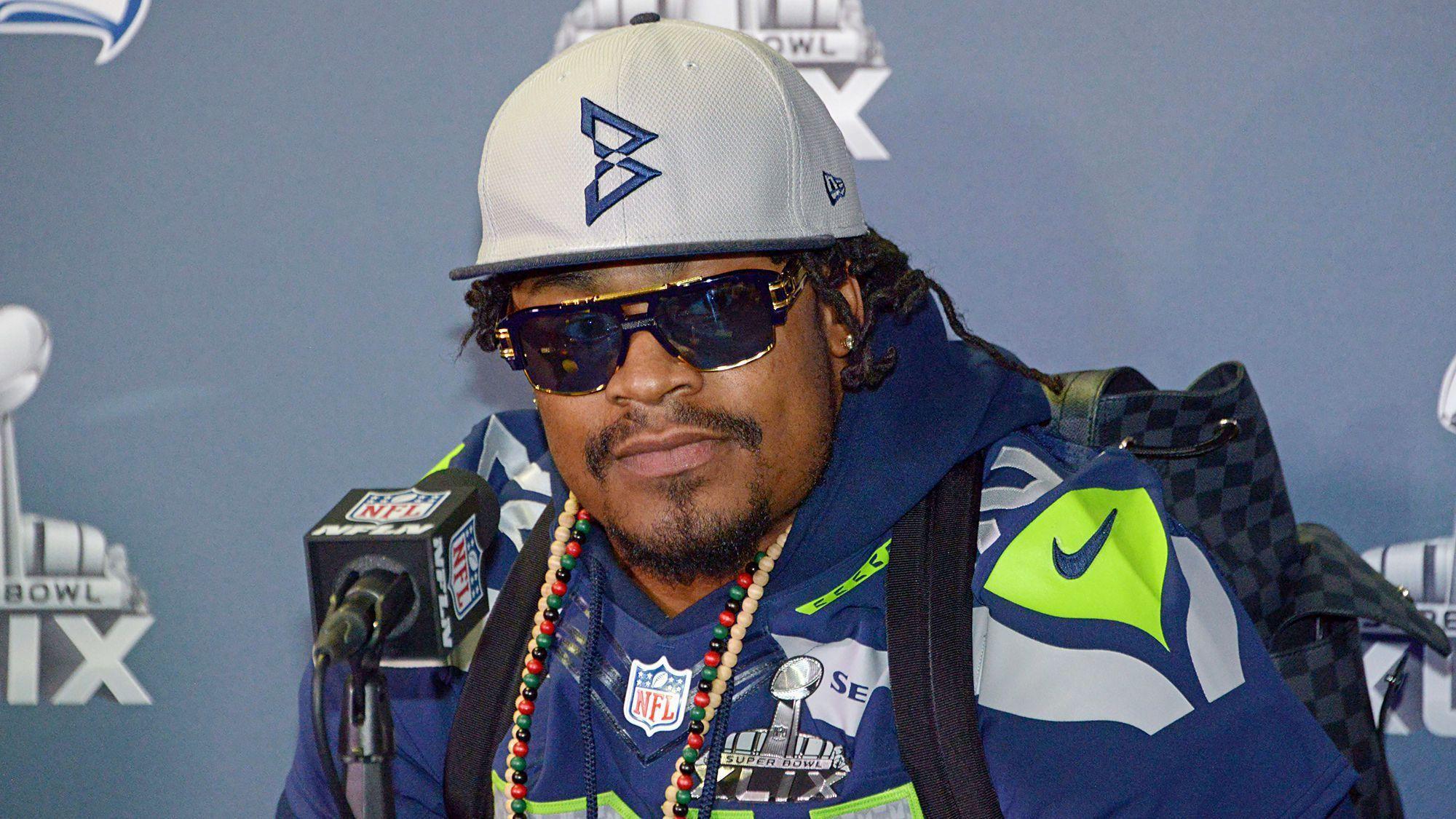 Marshawn lynch Wallpaper Image Photo Picture Background