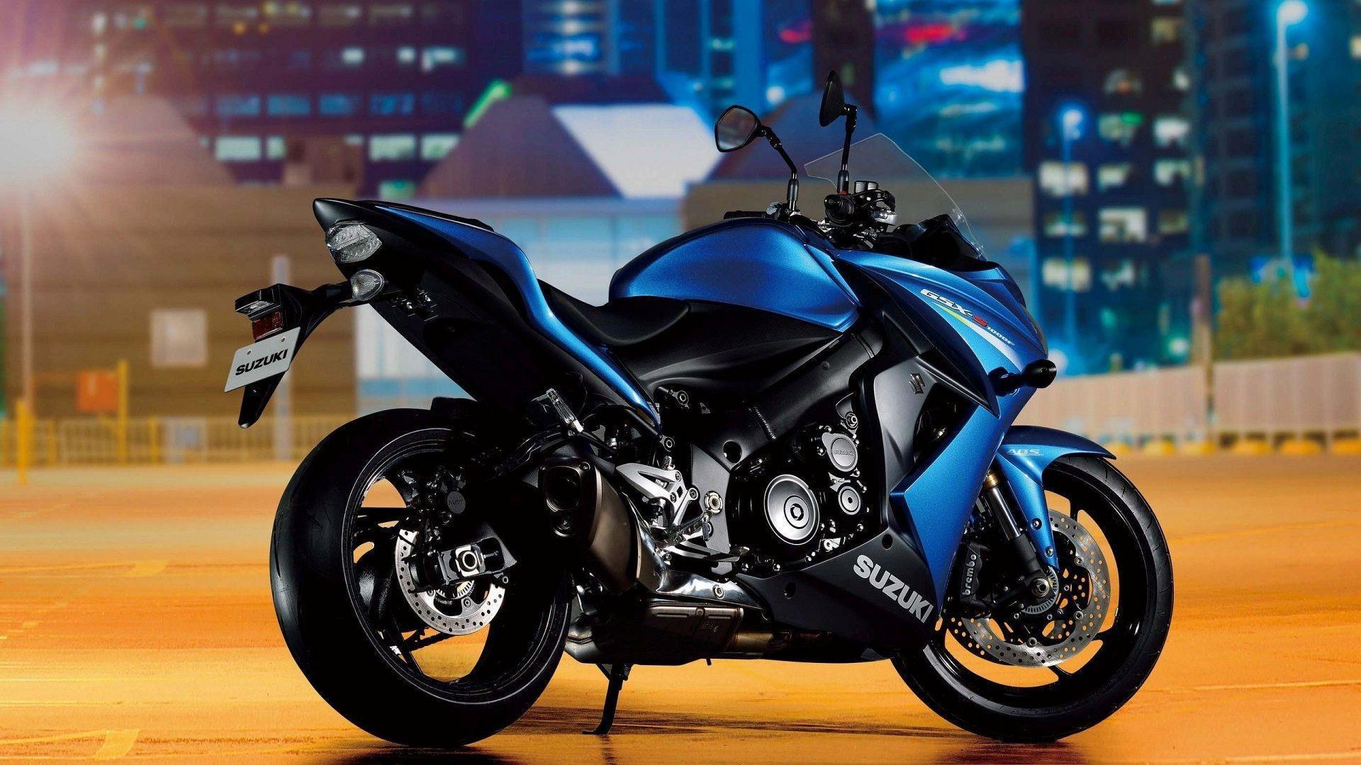 Suzuki Sports Bike HD Wallpaper