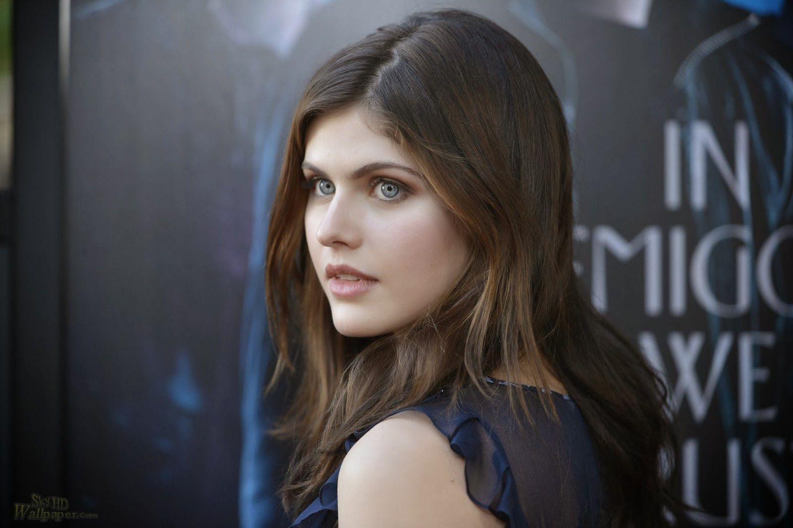 Alexandra Daddario Wallpaper. Sky HD Wallpaper