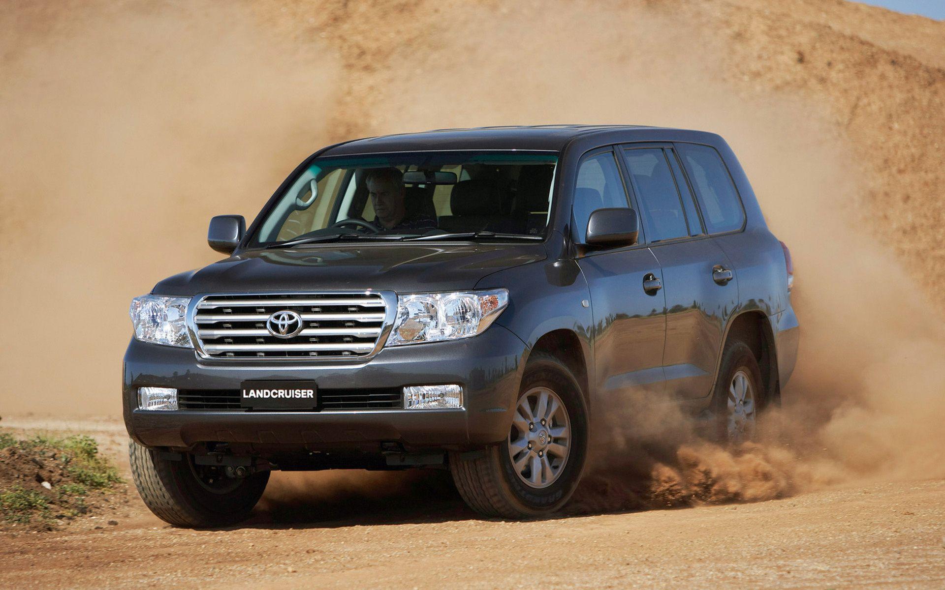 Photo of a car Toyota Land Cruiser 200 wallpapers and image