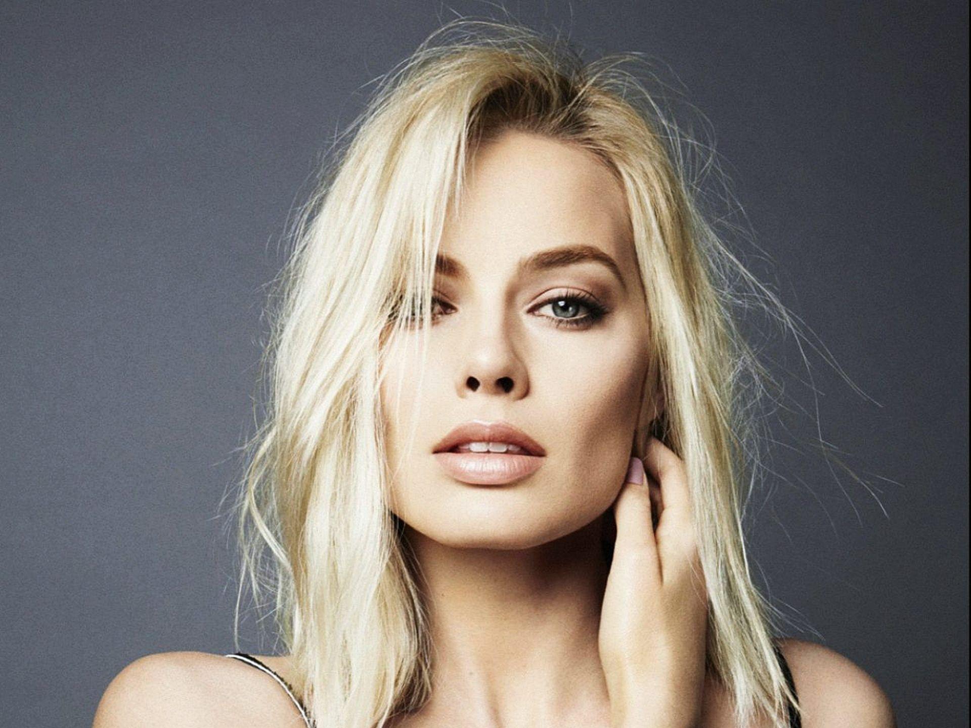 margot robbie wallpaper