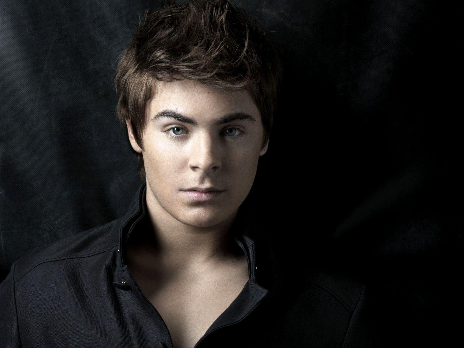 Zac Efron Widescreen Wallpaper. Wide Wallpaper.NET