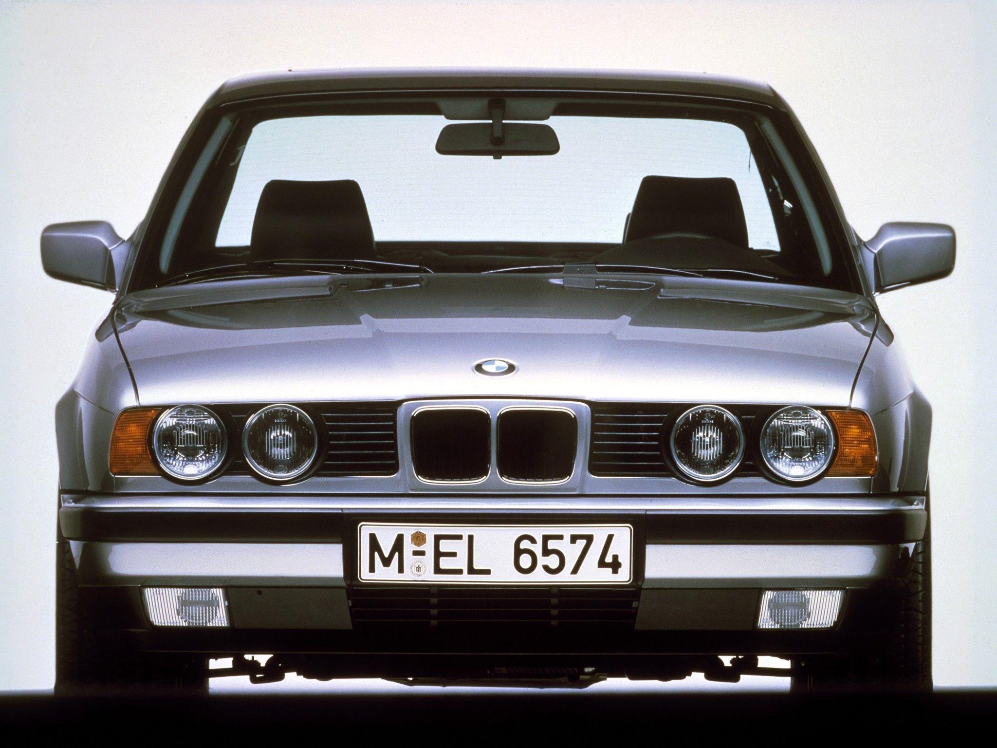 BMW 530i 1988–1990 wallpaper. Fahrvergnügen