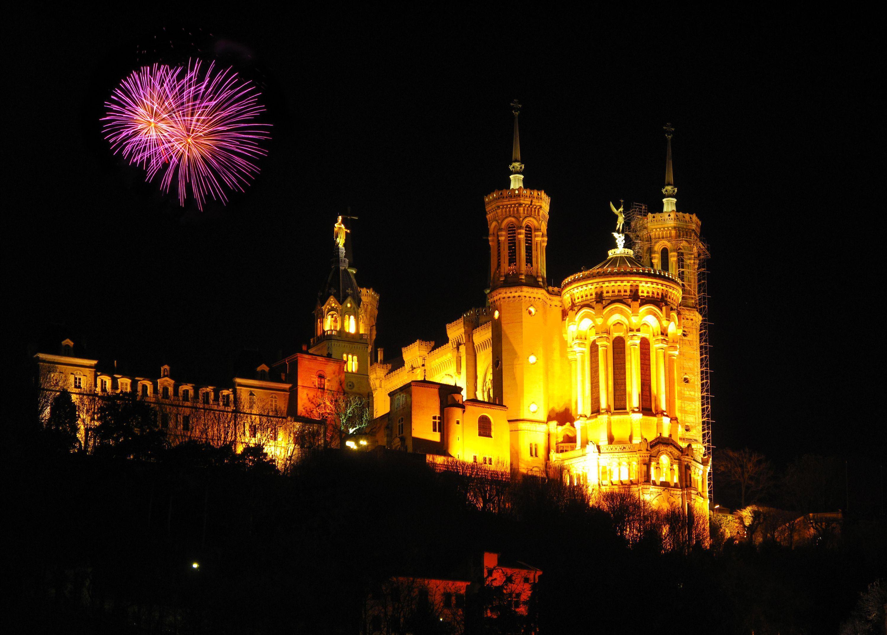 Picture France Fireworks Lyon Notre Dame De Fourviere Temples Night