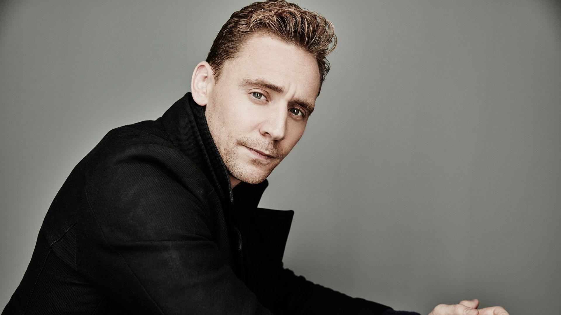 Tom Hiddleston Wallpaper High Resolution and Quality Download