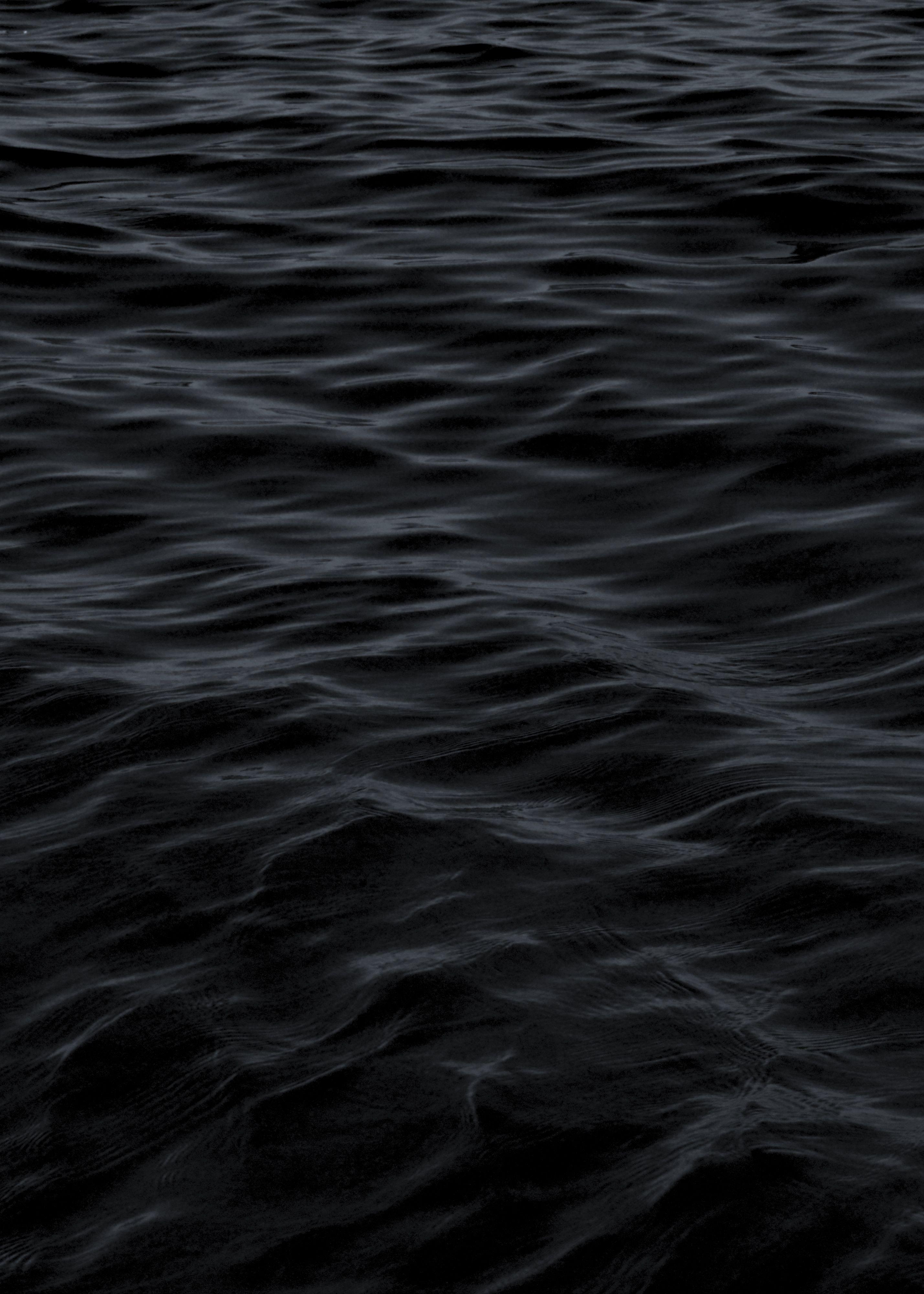 Beautiful dark wallpaper perfect for AMOLED displays Google