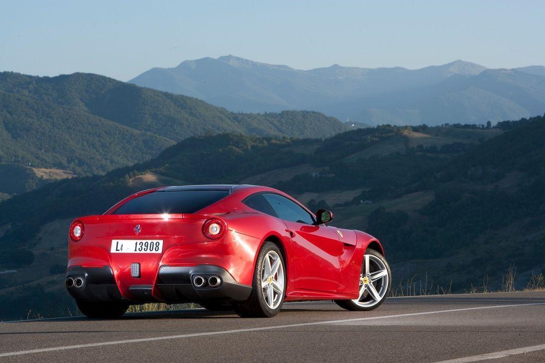 Ferrari F12berlinetta Review, Videos & Galleries To The Limit