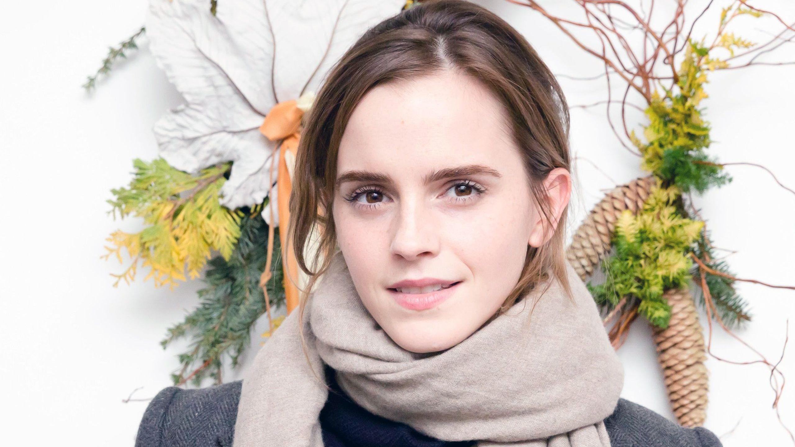 Emma Watson Wallpaper. Celebrities HD Wallpaper