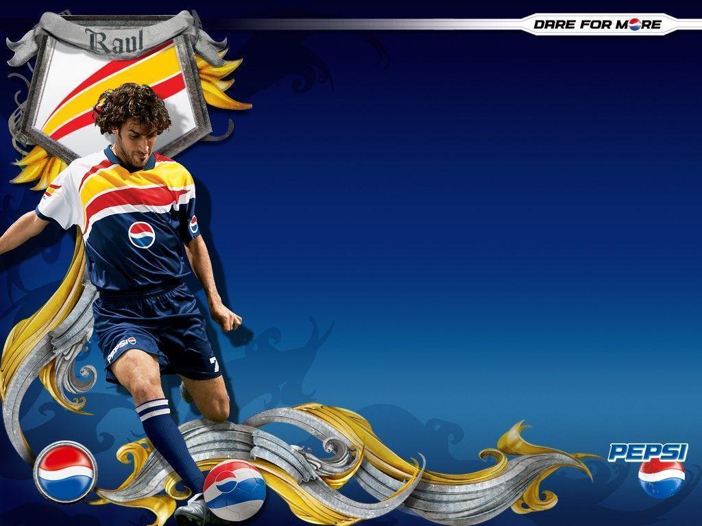 All Football Stars: Raul Gonzalez HD New Wallpaper 2012