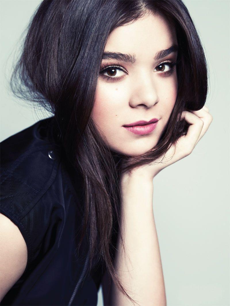 Hailee Steinfeld Wallpaper Image Photo Picture Background