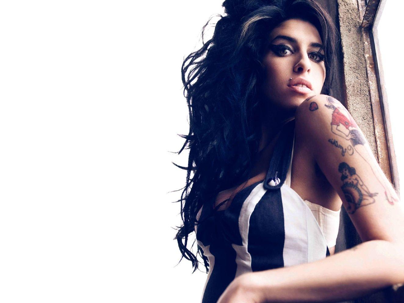 Amy Winehouse Wallpapers  Wallpaper Cave